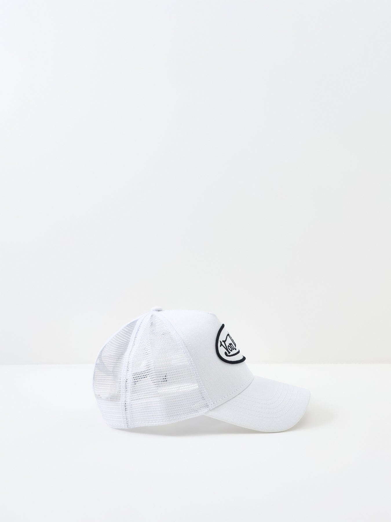 Von Dutch Staple Trucker Cap White