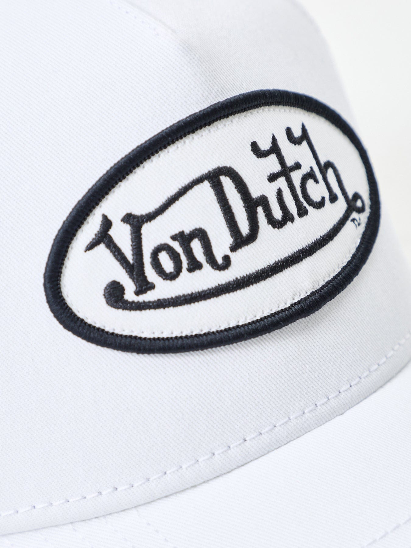 Von Dutch Staple Trucker Cap White