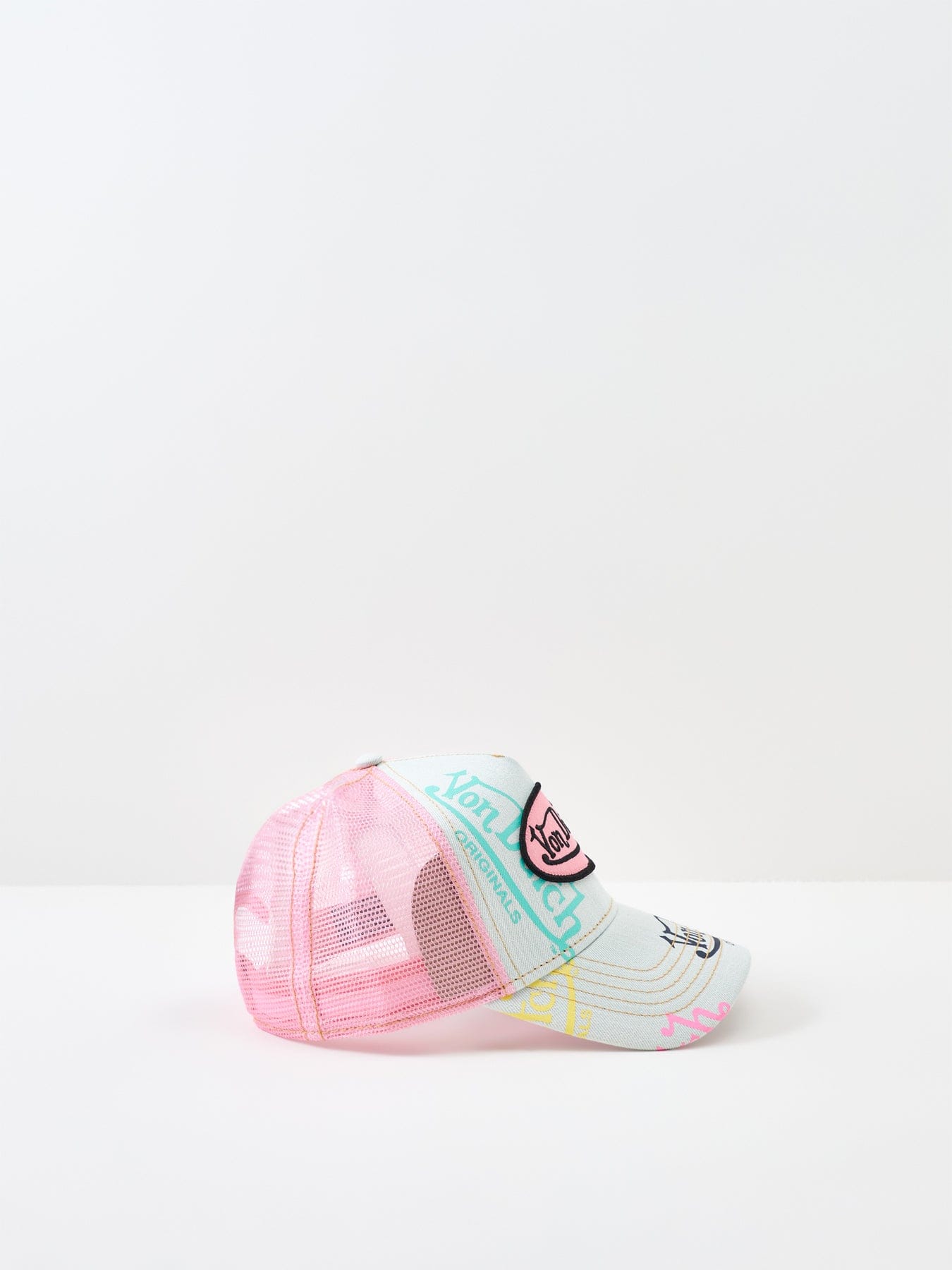 Von Dutch Tagged Trucker Cap Multi