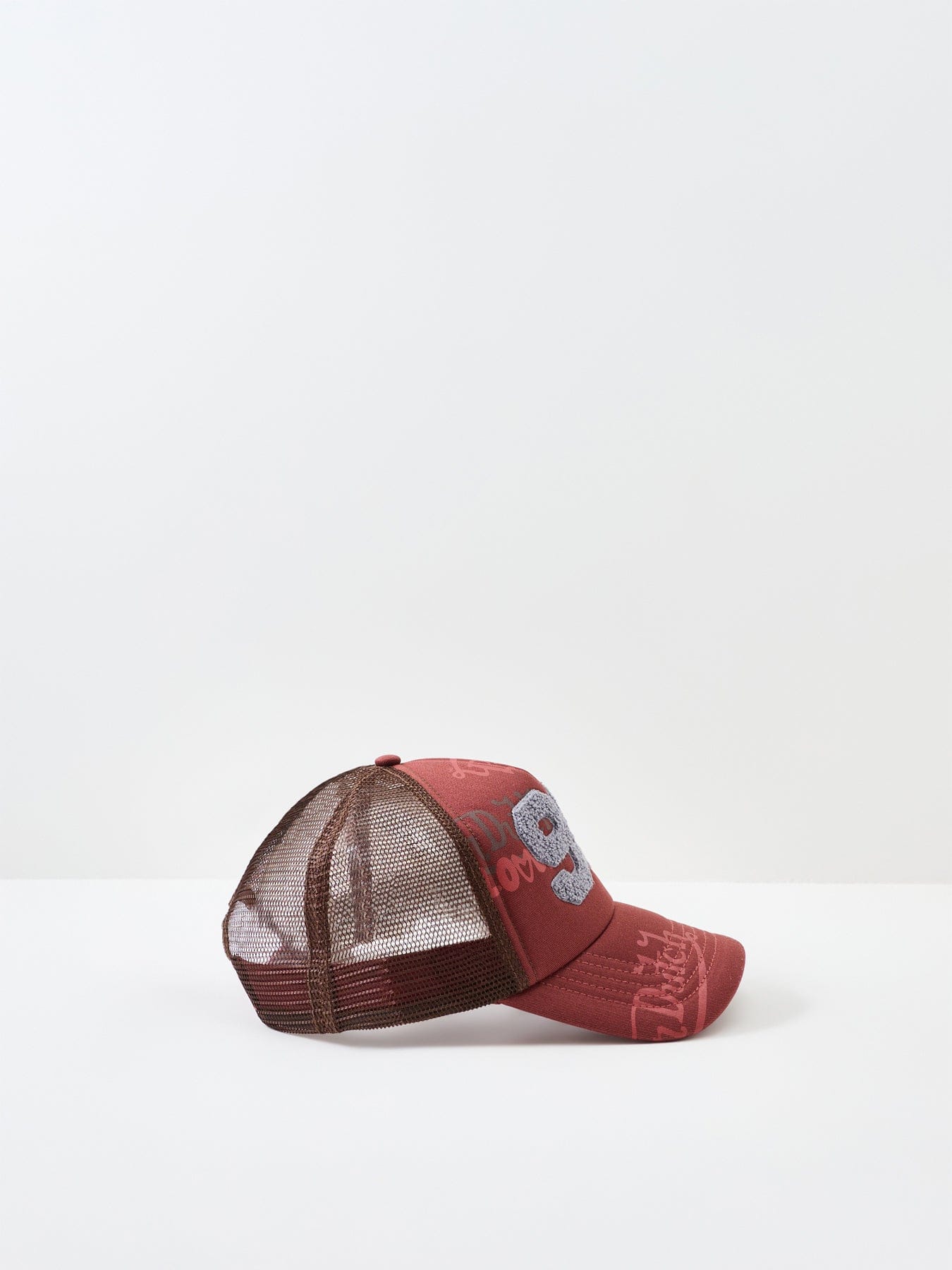 Von Dutch 99 Trucker Cap Red