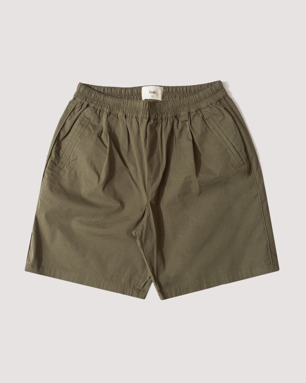Folk Relaxed Assembly Short - Dark Olive Seersucker