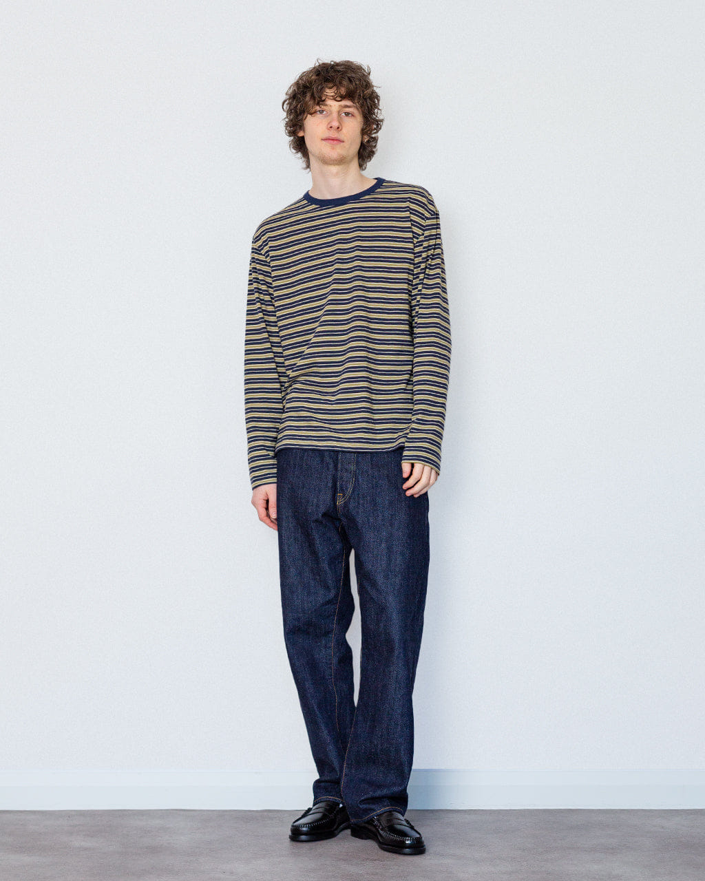 Another Aspect For Peggs & Son. Another T - Shirt 3.0 - Navy/Olive