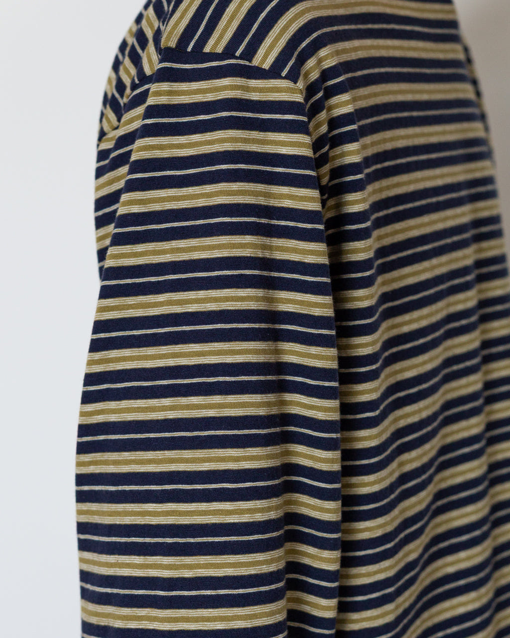 Another Aspect For Peggs & Son. Another T - Shirt 3.0 - Navy/Olive