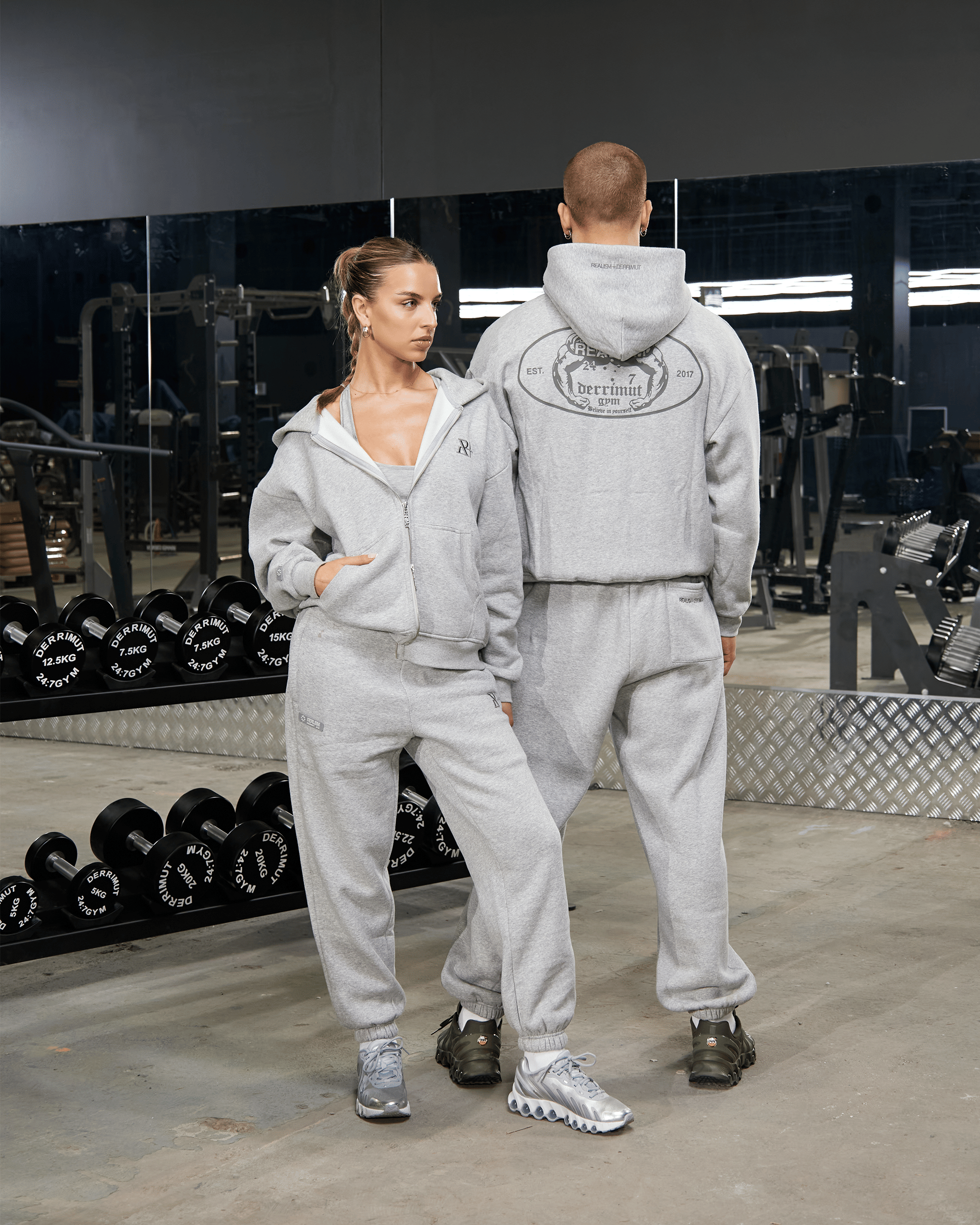 Realism SSS REALISM x DERRIMUT GYM OLD SCHOOL SWEATPANTS GREY MARLE