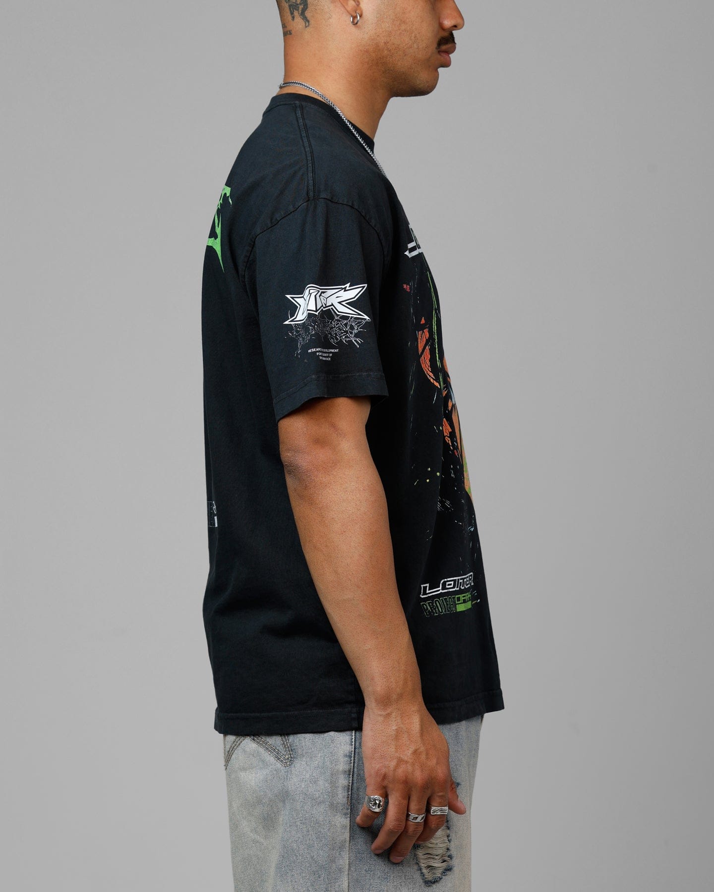 Loiter Project Dark Vintage T - Shirt Black Acidwash