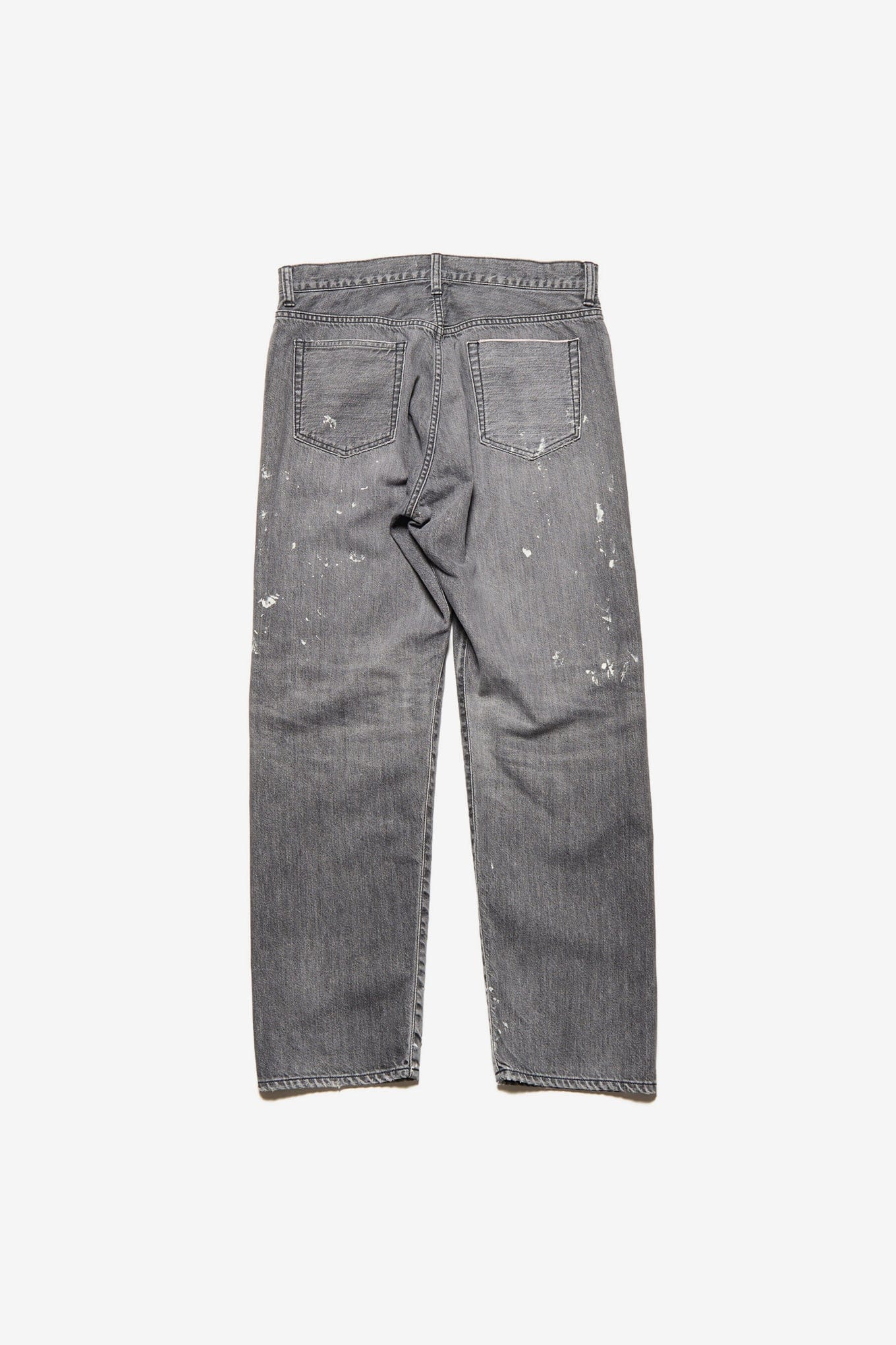 Uniform Experiment DAMAGED REGULAR - FIT JEANS
