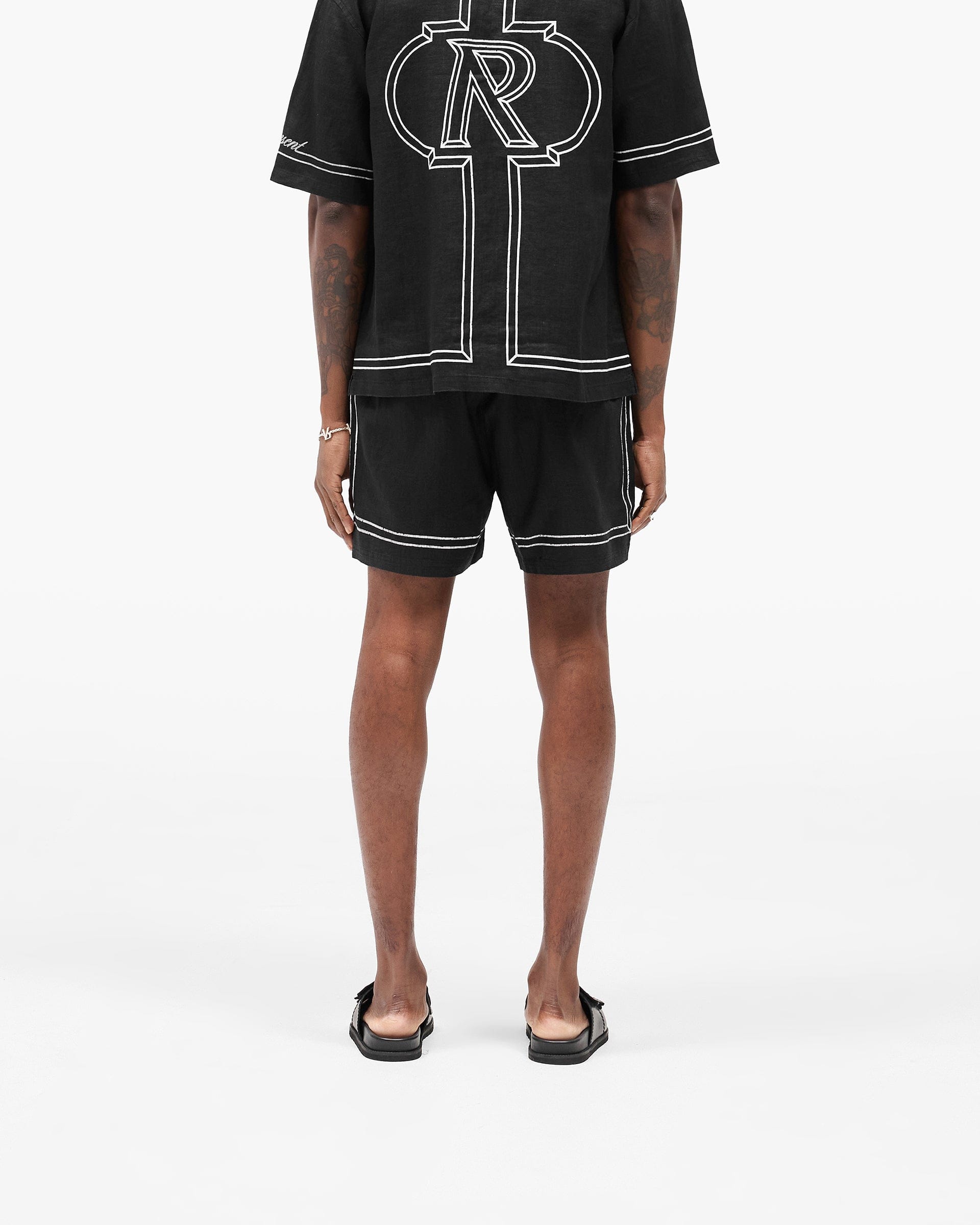 SC25 Border Short - Jet Black