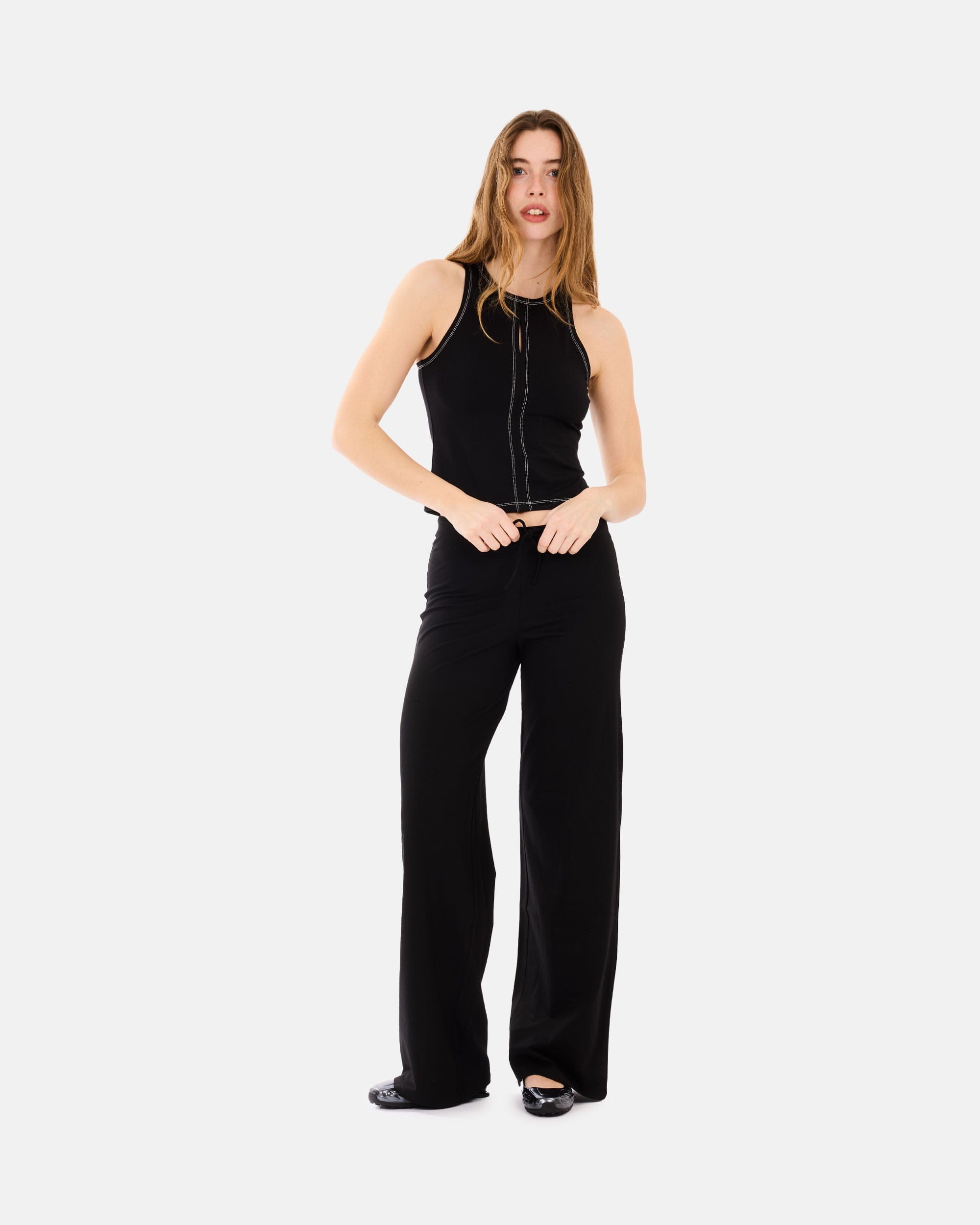 DG Organic Basics Aps Everyday Straight Leg Pants