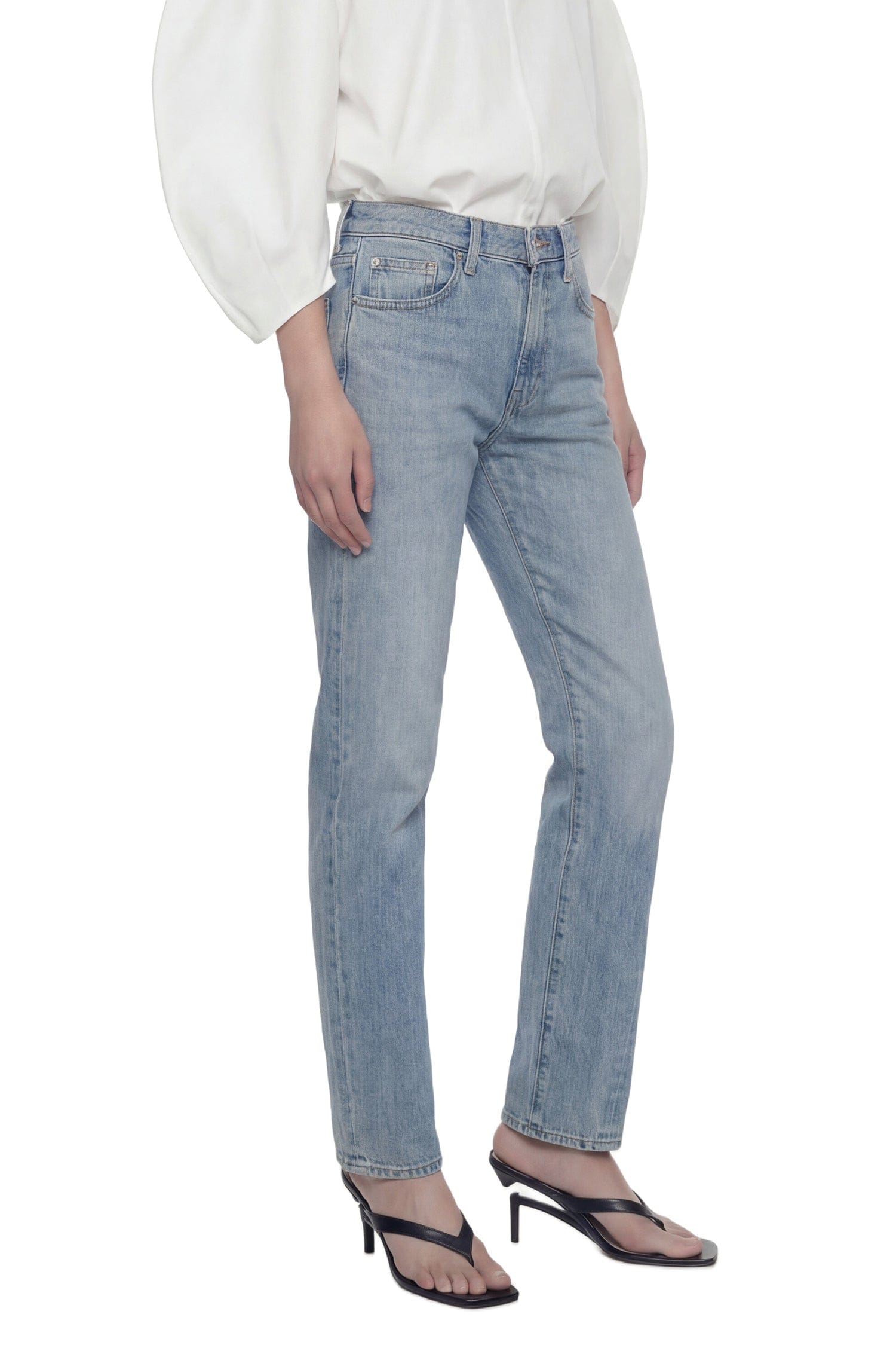 NVL GARDE Straight Leg Jeans