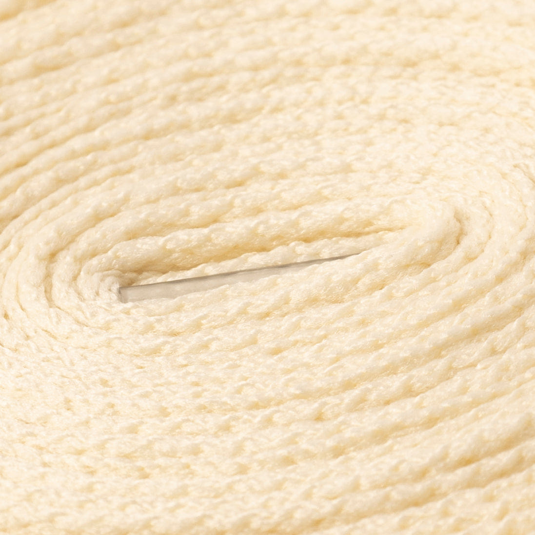 ONE of A KIND FLAT LACES CREAM