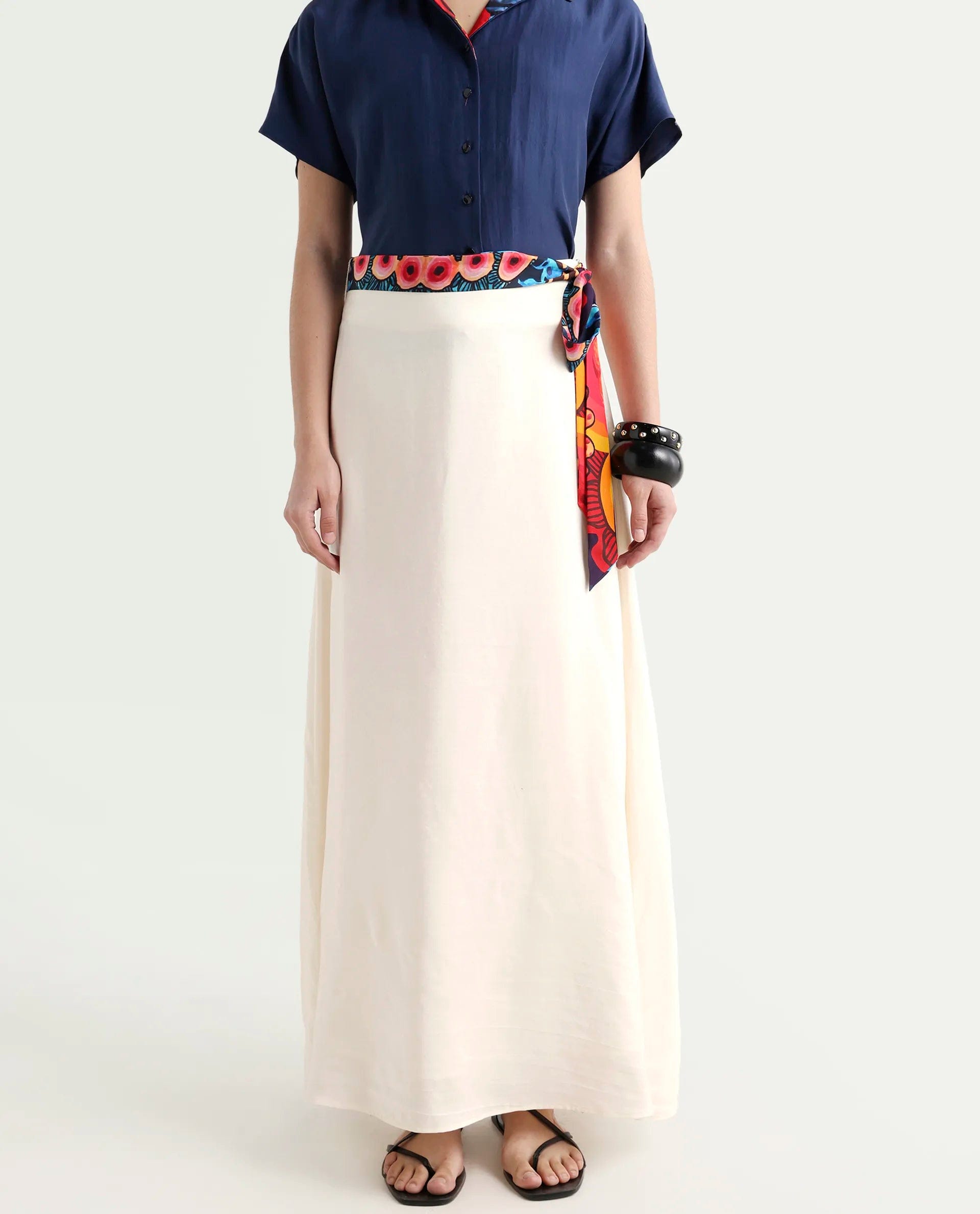 Rareism Women's Bizu - B Off White Silk A - Line Plain Skirt