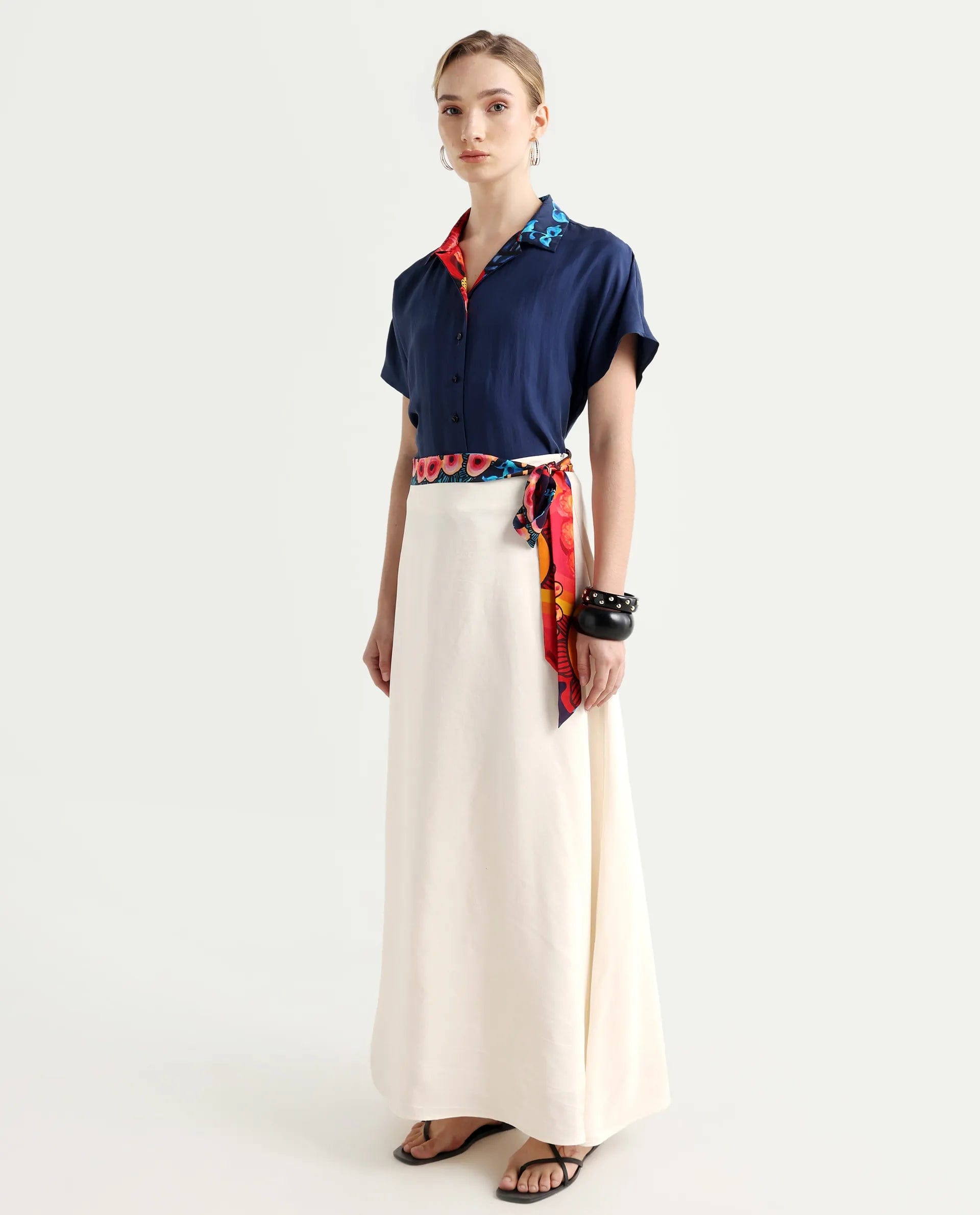 Rareism Women's Bizu - B Off White Silk A - Line Plain Skirt