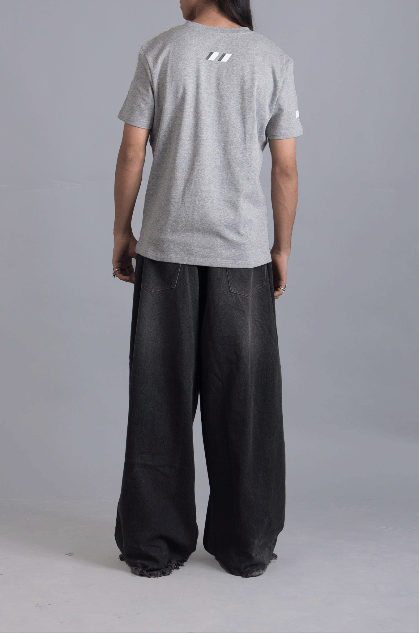Monogram Lay's x HUEMN Monogram Fitted T - shirt (Melange Grey)