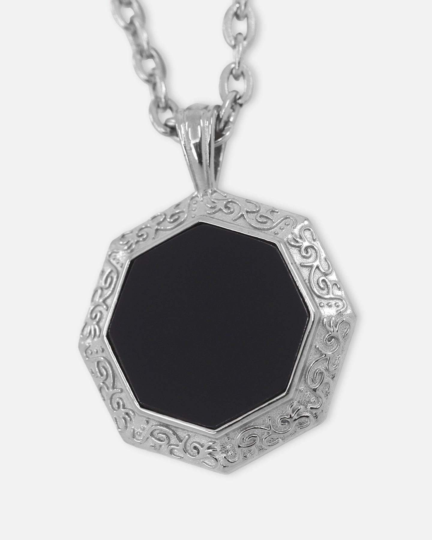 Saint Morta Onyx Octagon Pendant Chain White Gold