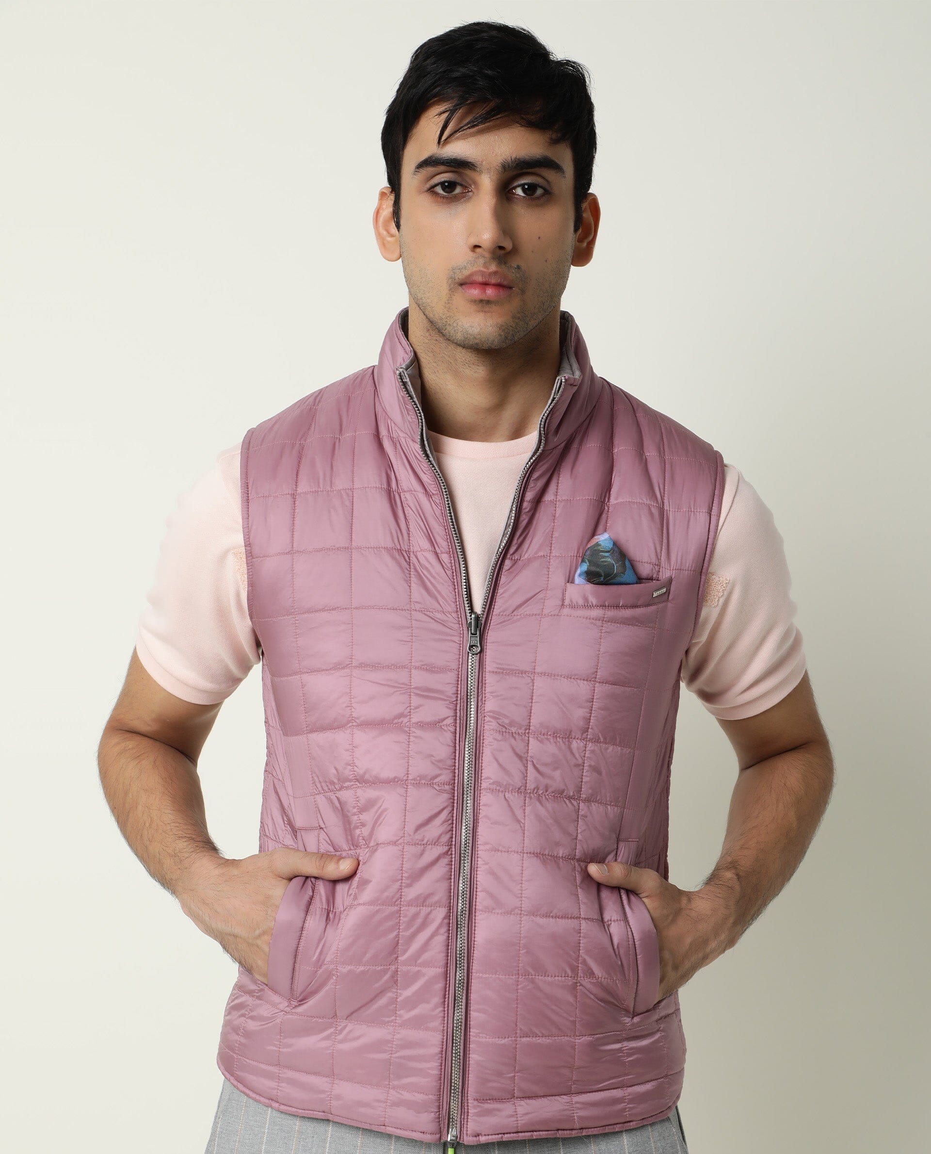 RARE Rabbit Men's Fillex Silver Nylon Plain Regular Fit Sleeveless Mandarin Collar Jacket
