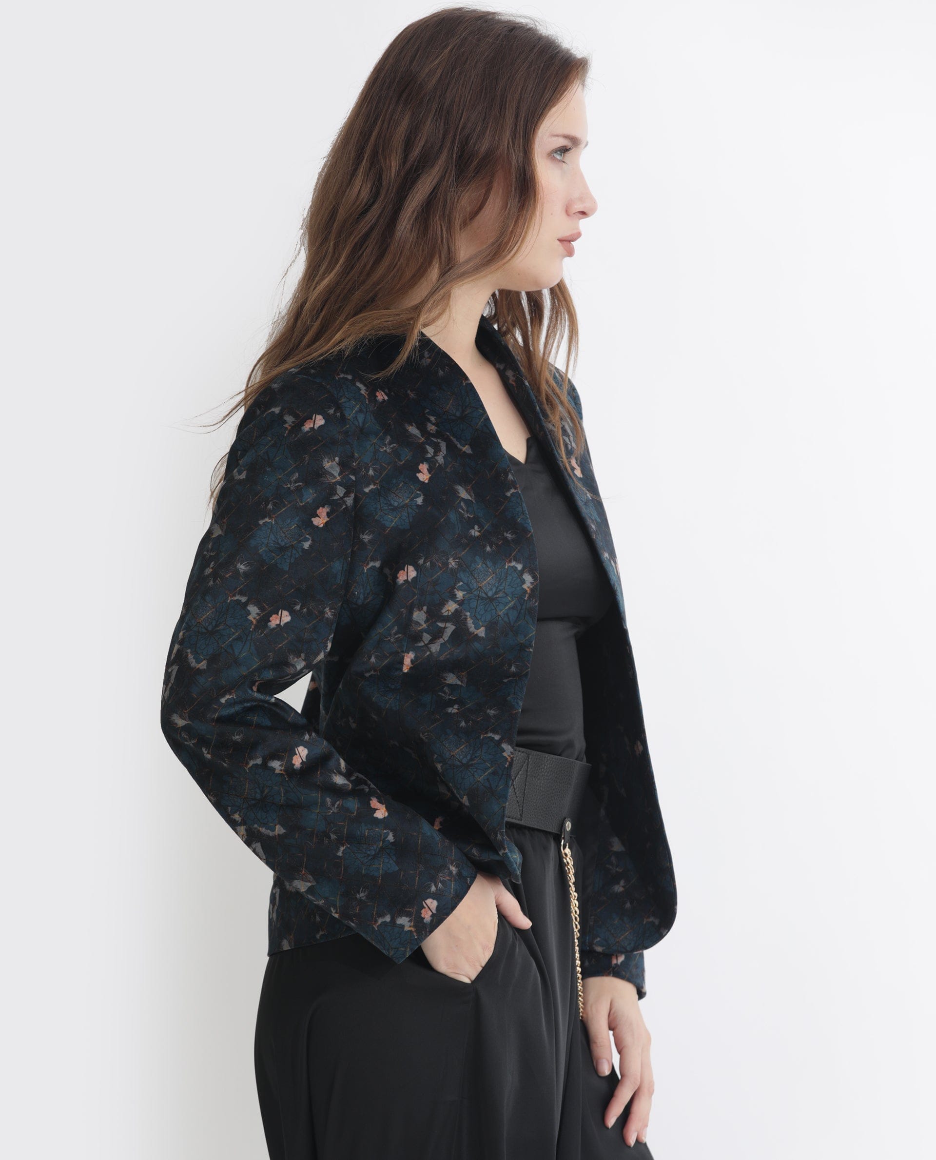 Rareism Women's Pesko Navy Polyester Blend Collarless Paisley Print Regular Fit Shrug