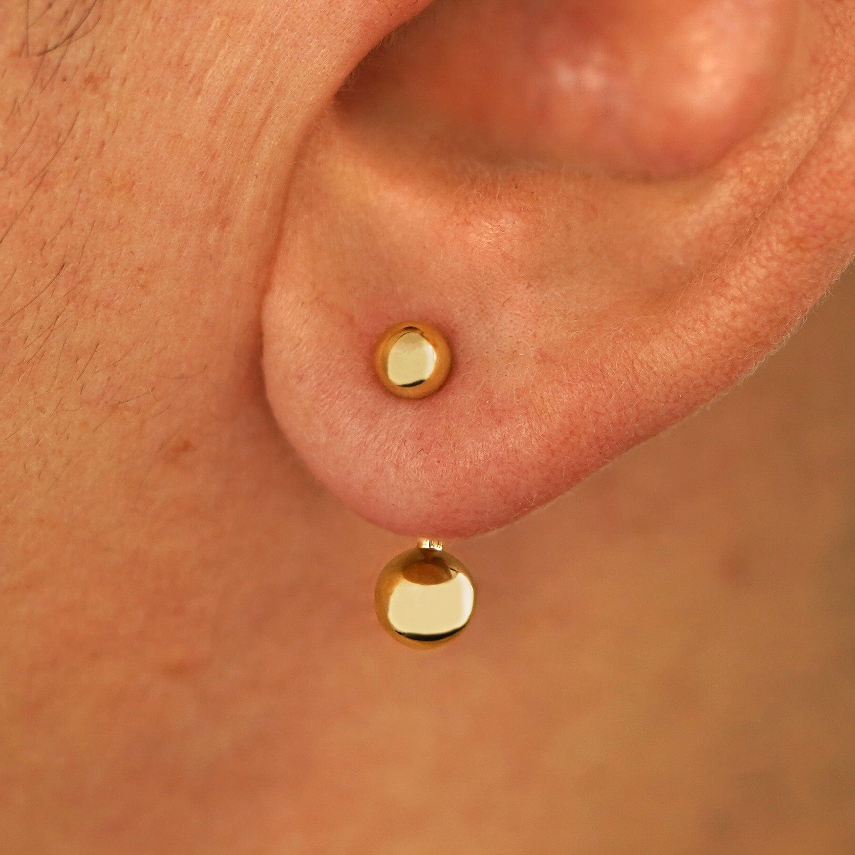 Automic Gold Studio Large Curved Barbell Piercing