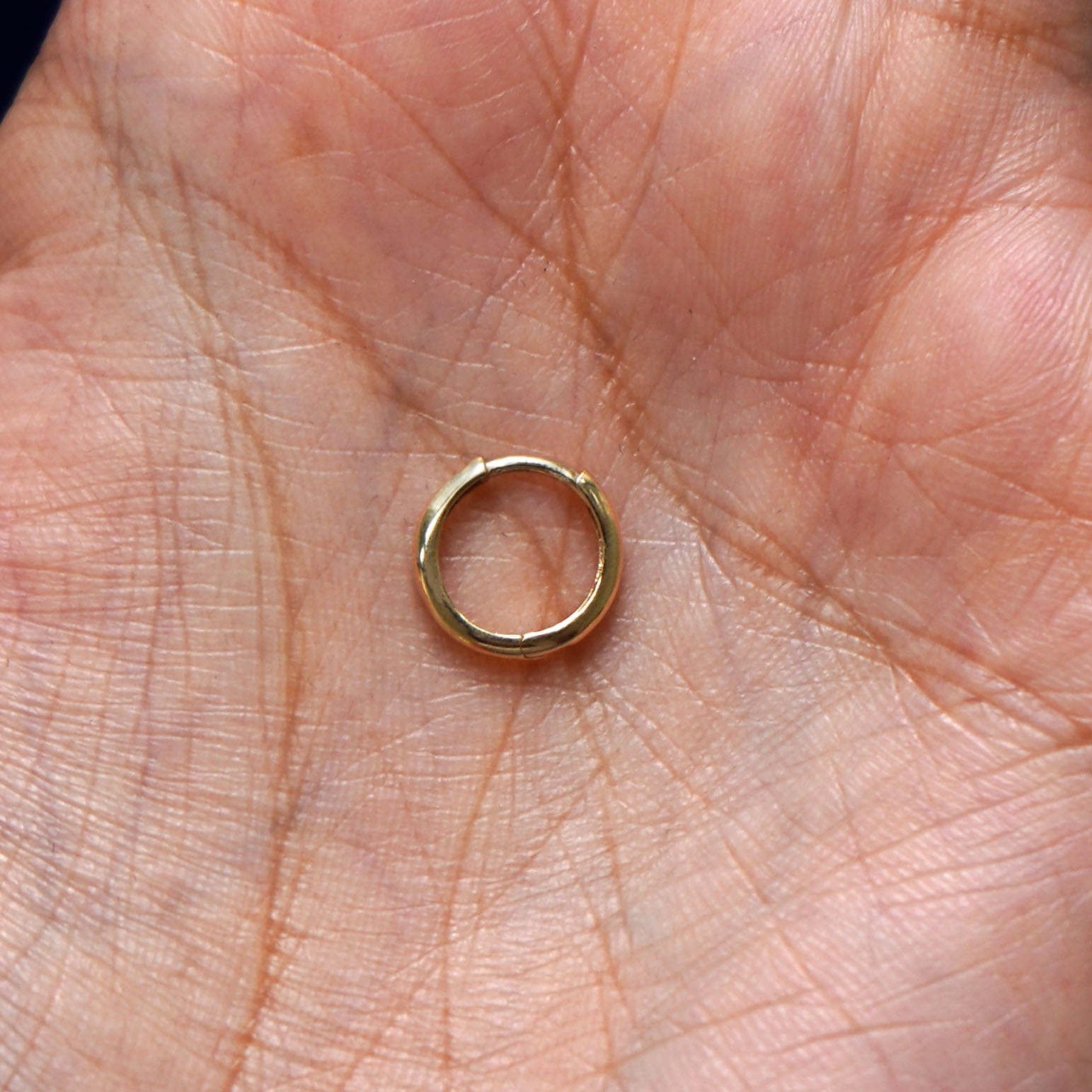 Automic Gold Studio Small Curvy Huggie Hoops