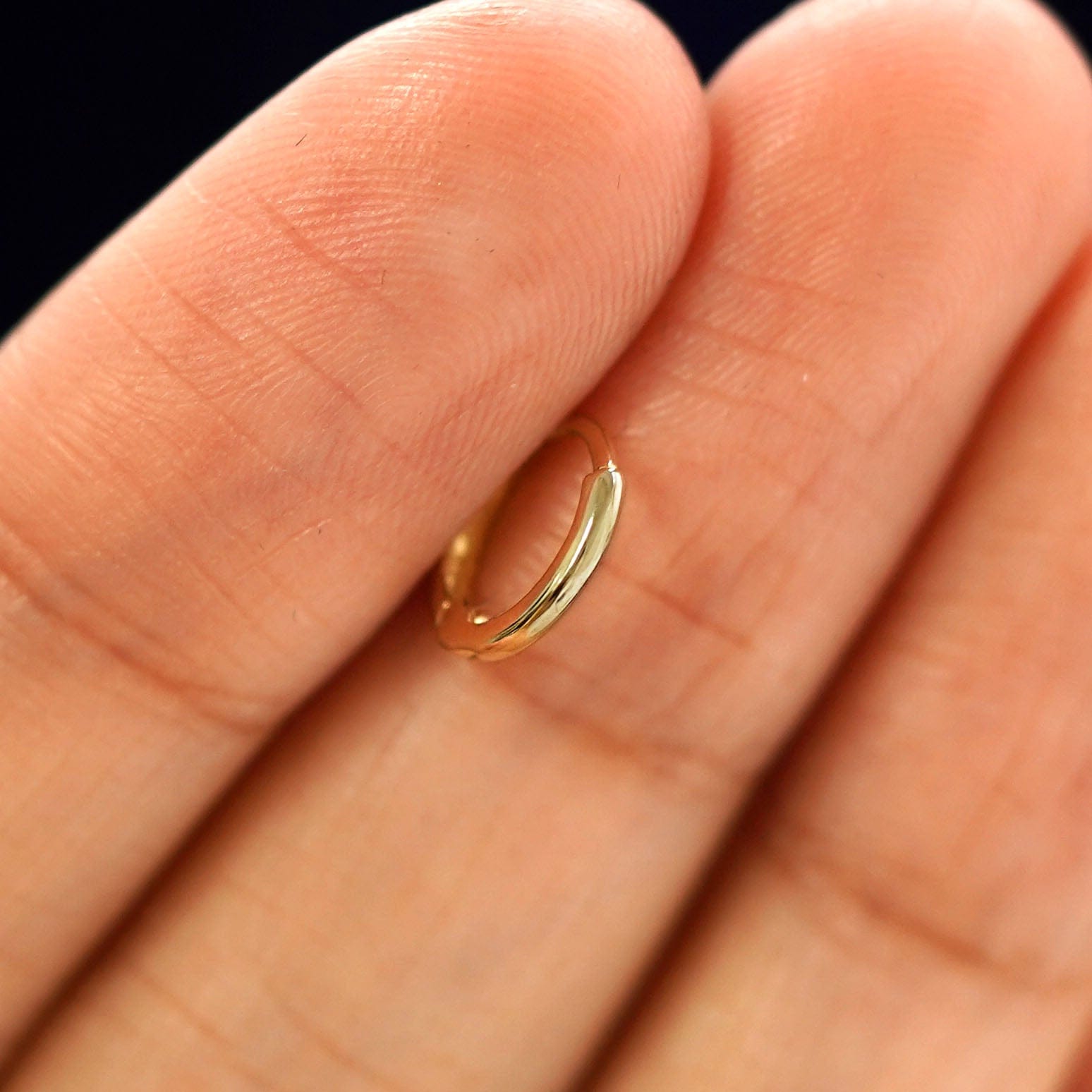 Automic Gold Studio Mini Curvy Huggie Hoops