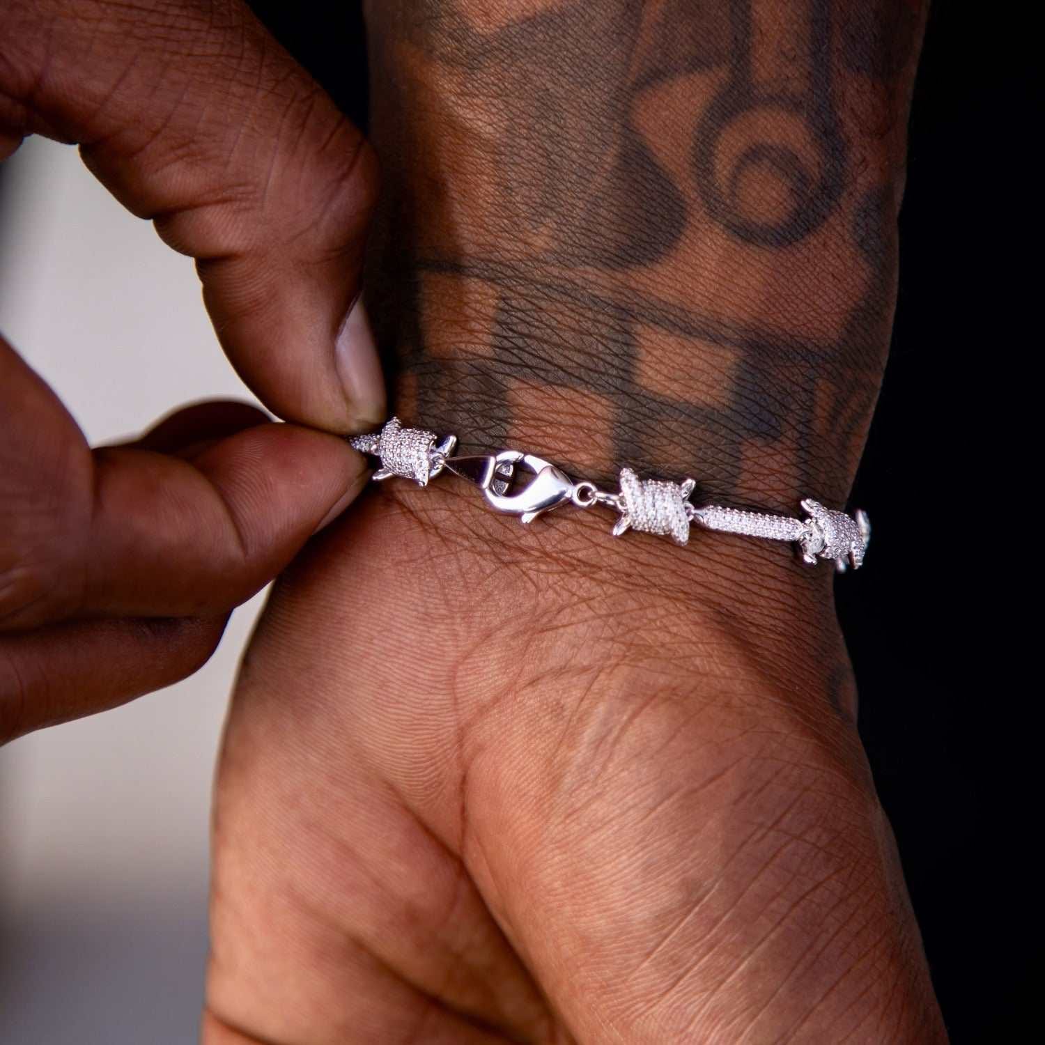 GLD Men Iced Barbed Wire Chain + Bracelet Bundle in White Gold