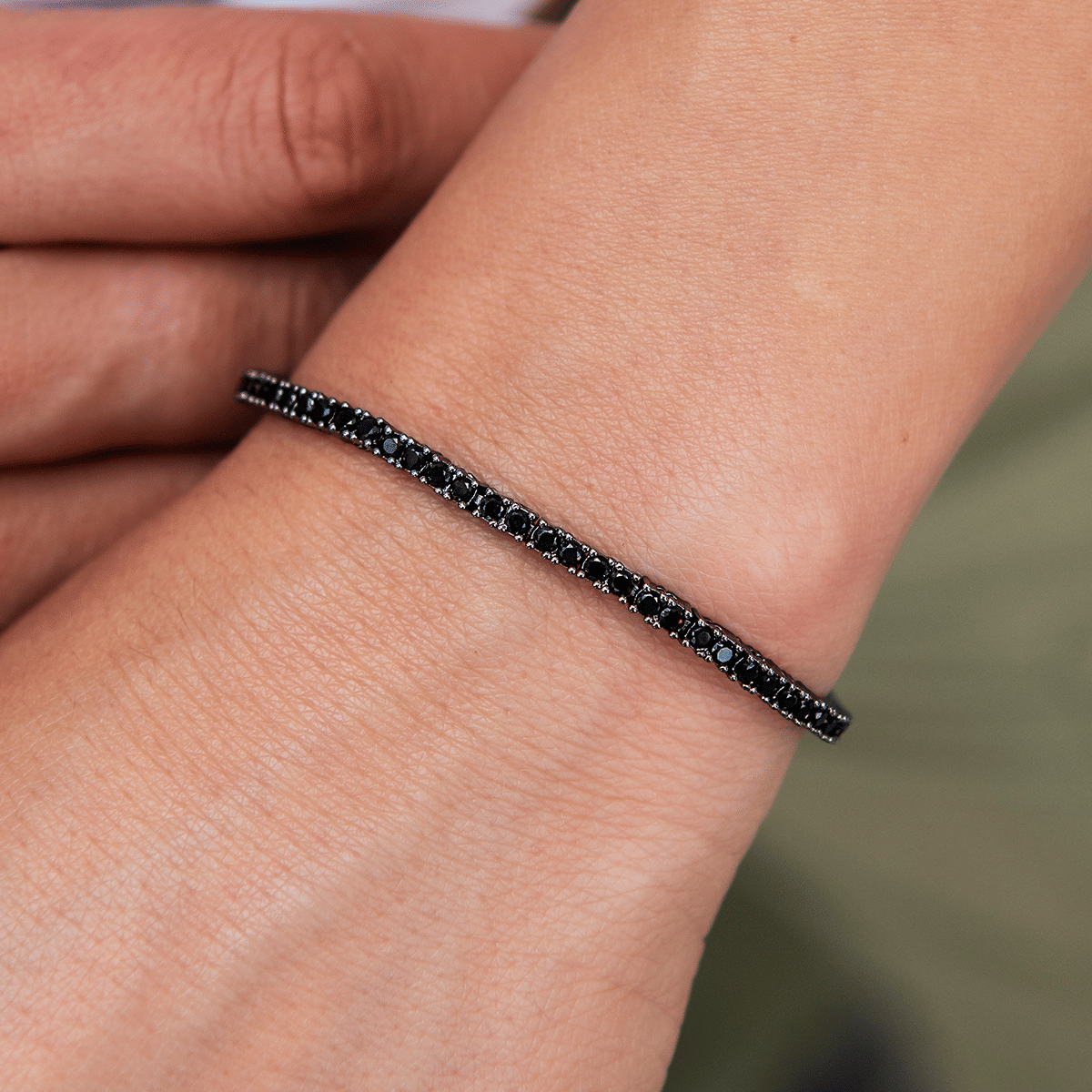 GLD Women Diamond Tennis Bracelet in Black - 2 mm