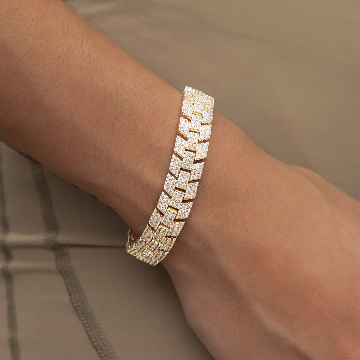 GLD Women Diamond Spine Necklace + Bracelet Bundle in Yellow Gold