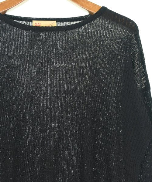 LB.04 Sweaters