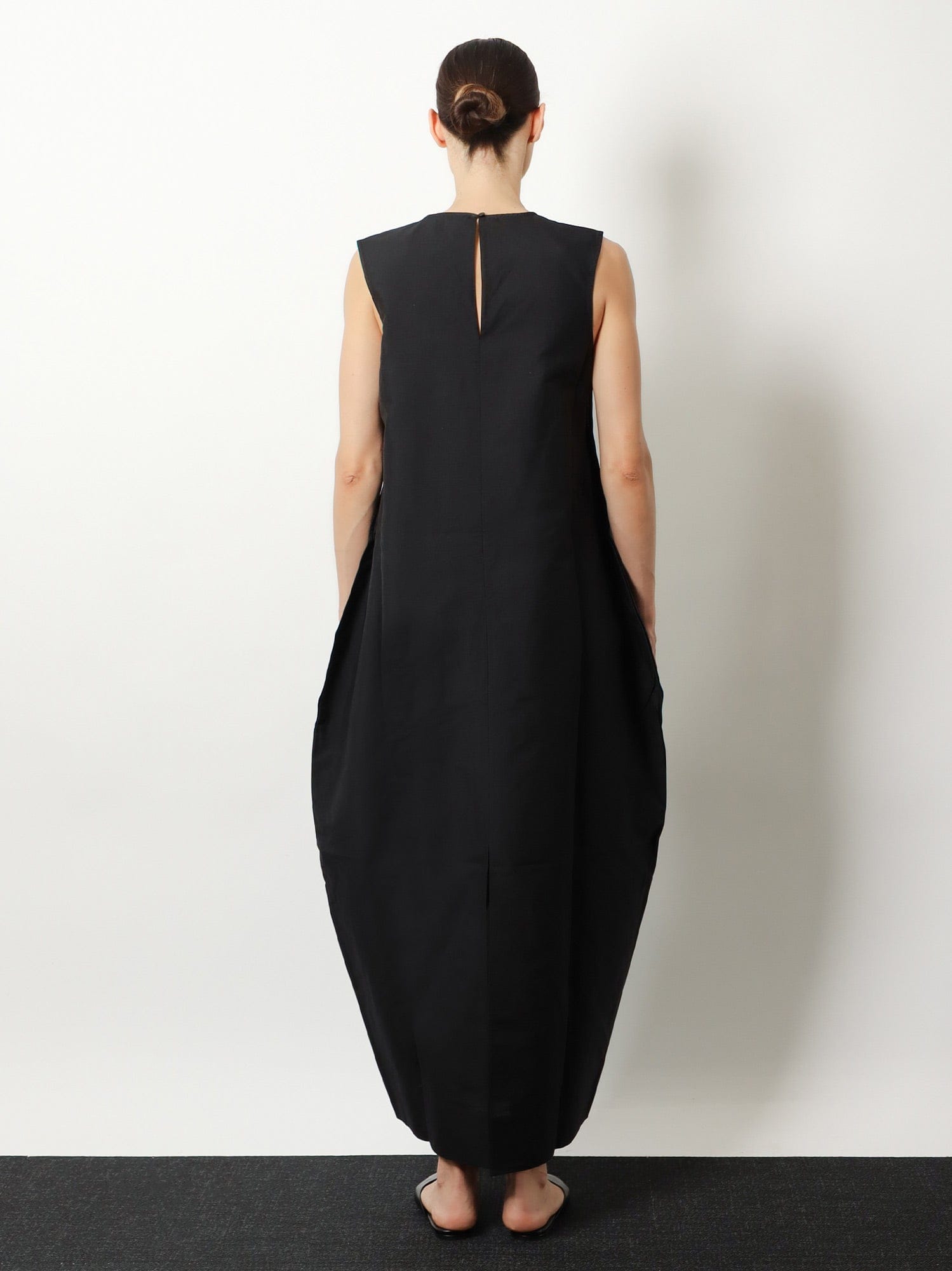 ROHE Hourglass linen and silk blend long dress