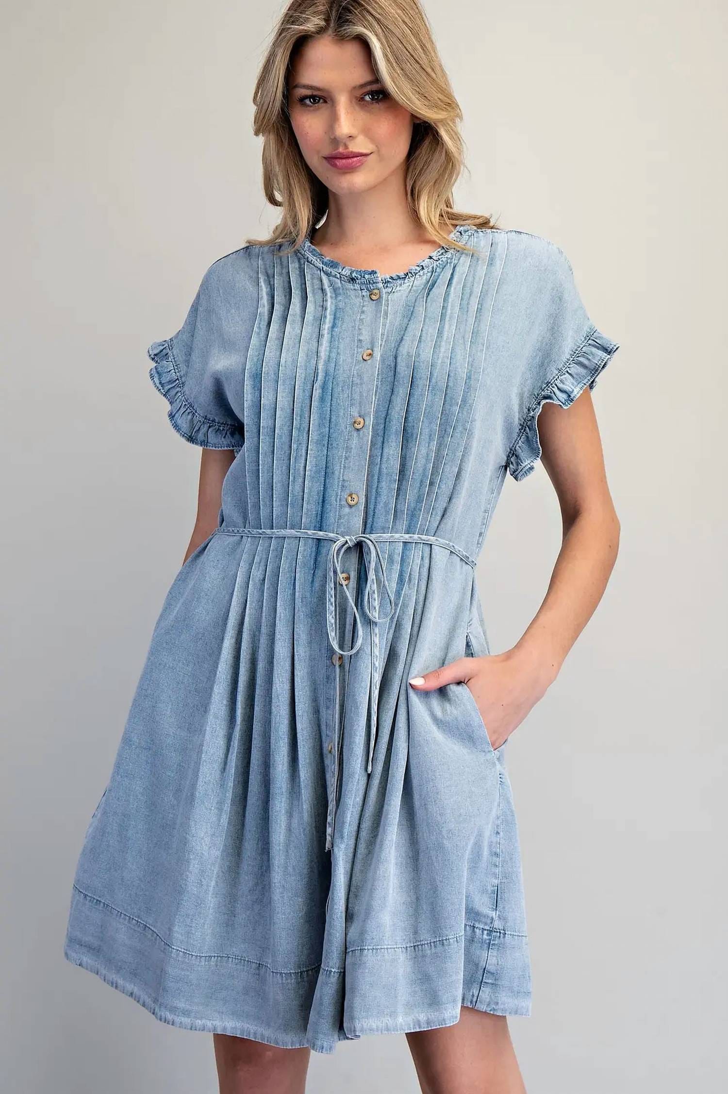 Blue Pleated Denim Dress In Blue