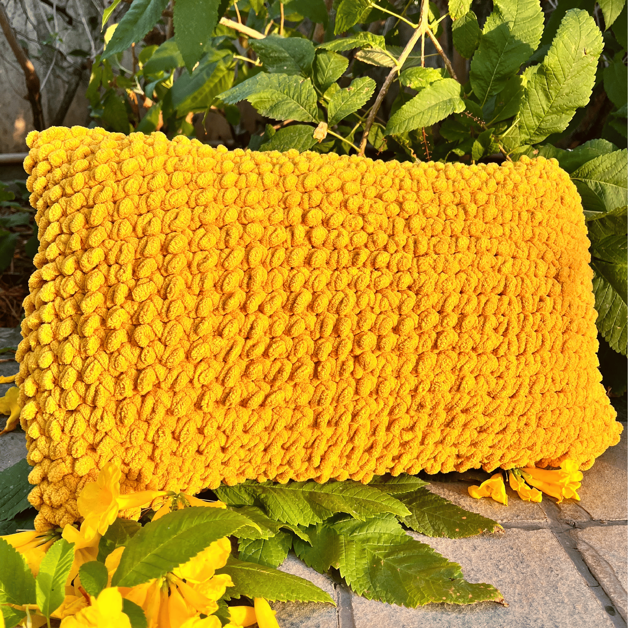 Loving Slowly AURELIA CLOUD KNIT RECTANGULAR CUSHION COVER