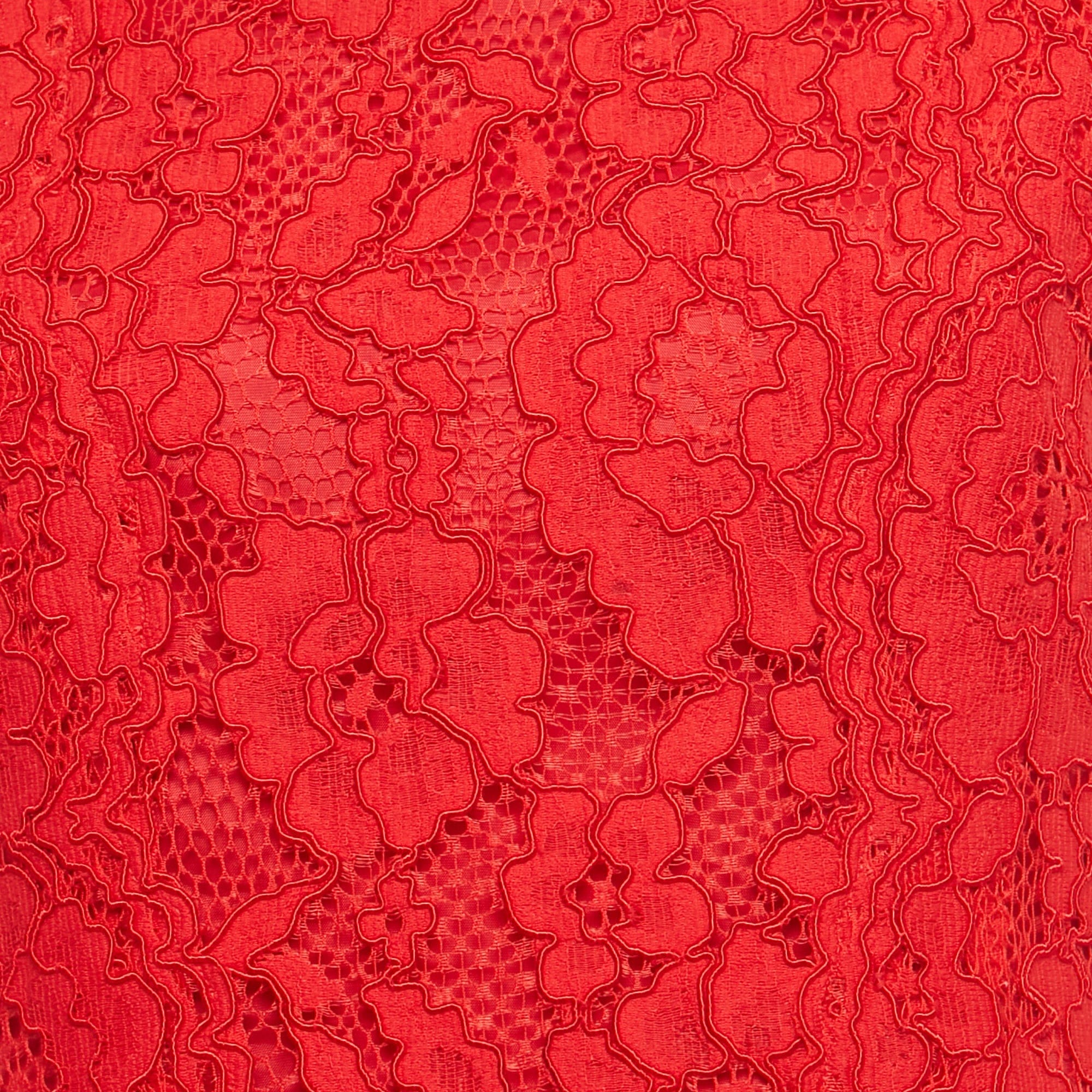 Ch Carolina Herrera Red Lace Sleeveless Shift Dress