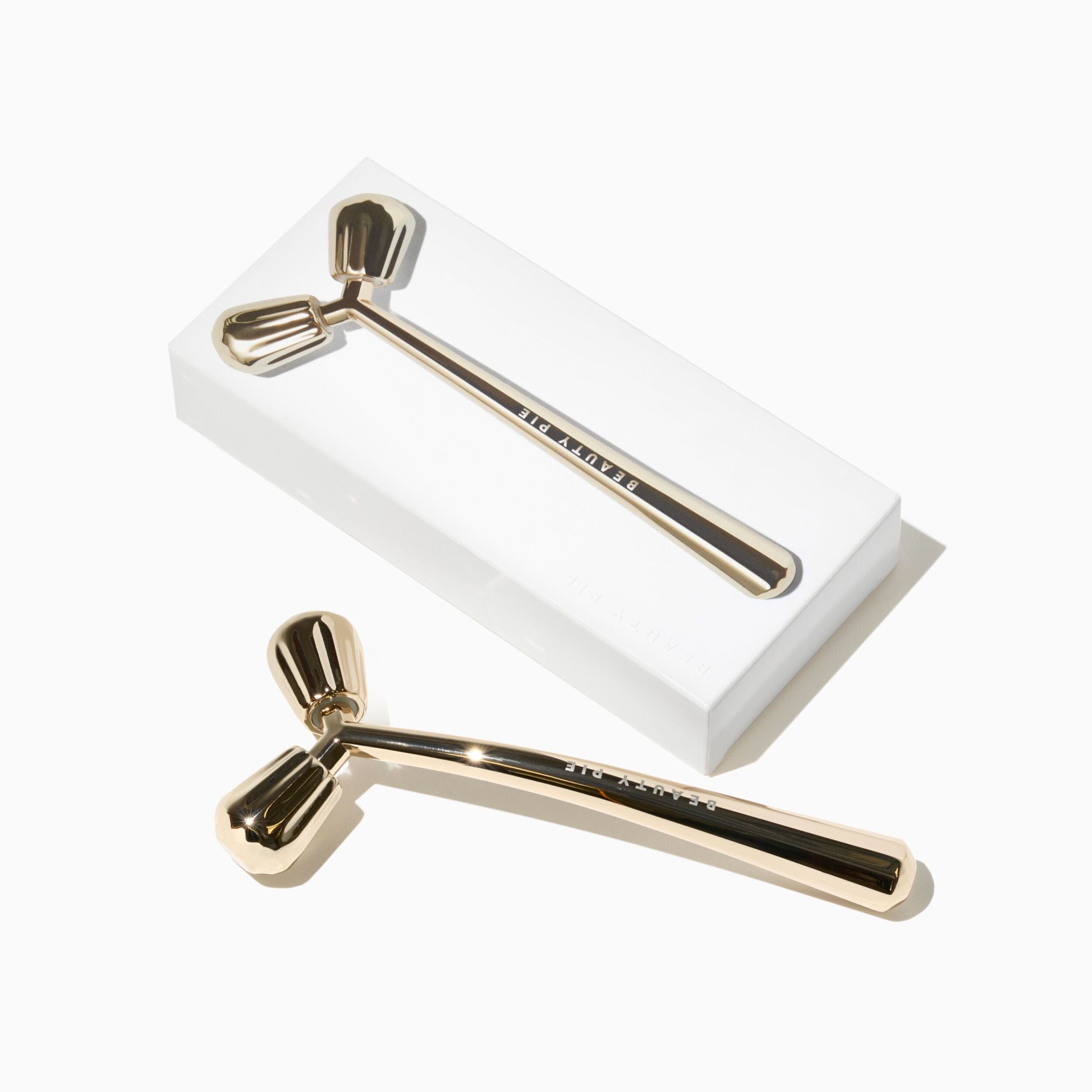 Beauty Pie Depuffing Face & Eye Roller
