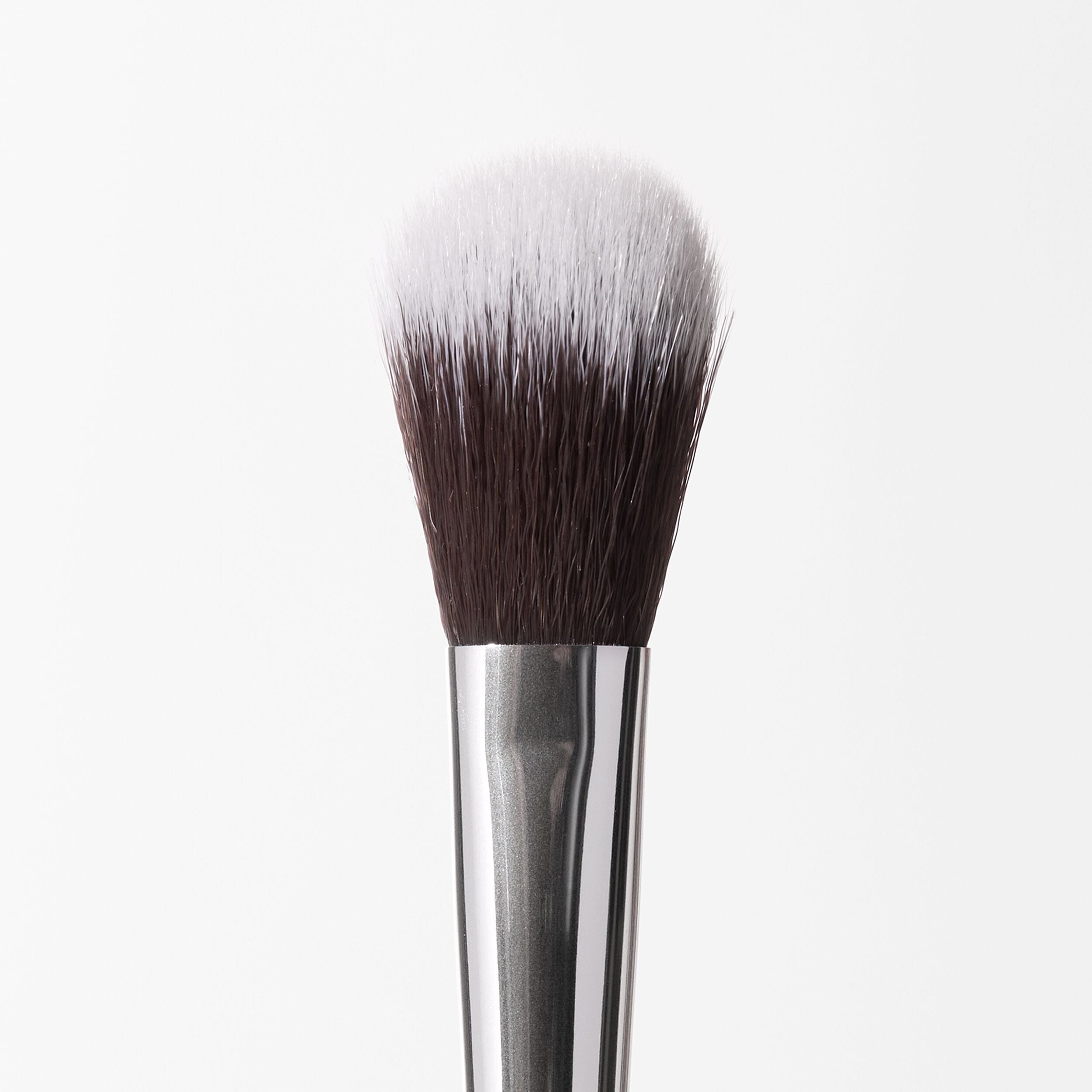 Beauty Pie Highlighting & Setting Powder Brush 011