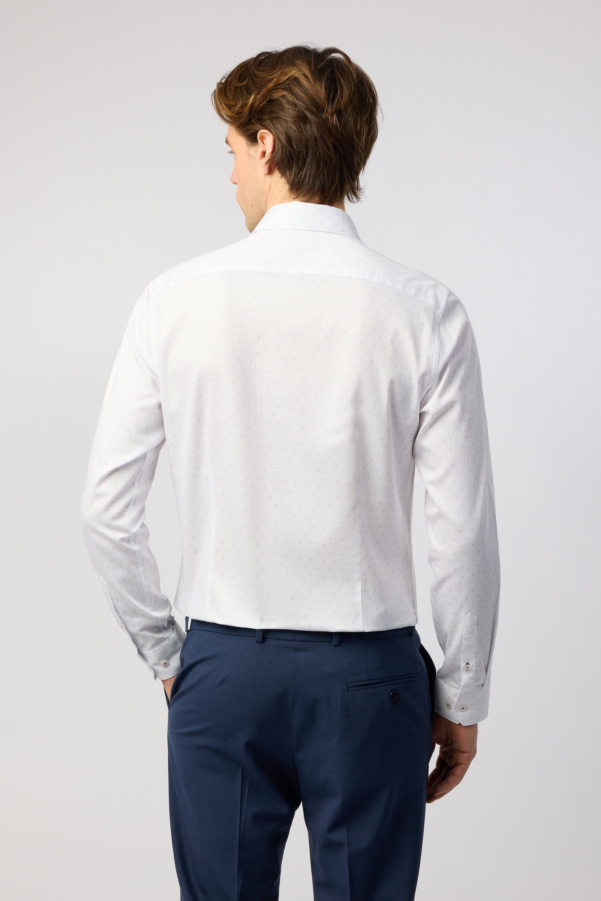 WHITE* Enna - White Base Geometric Blue Dot White