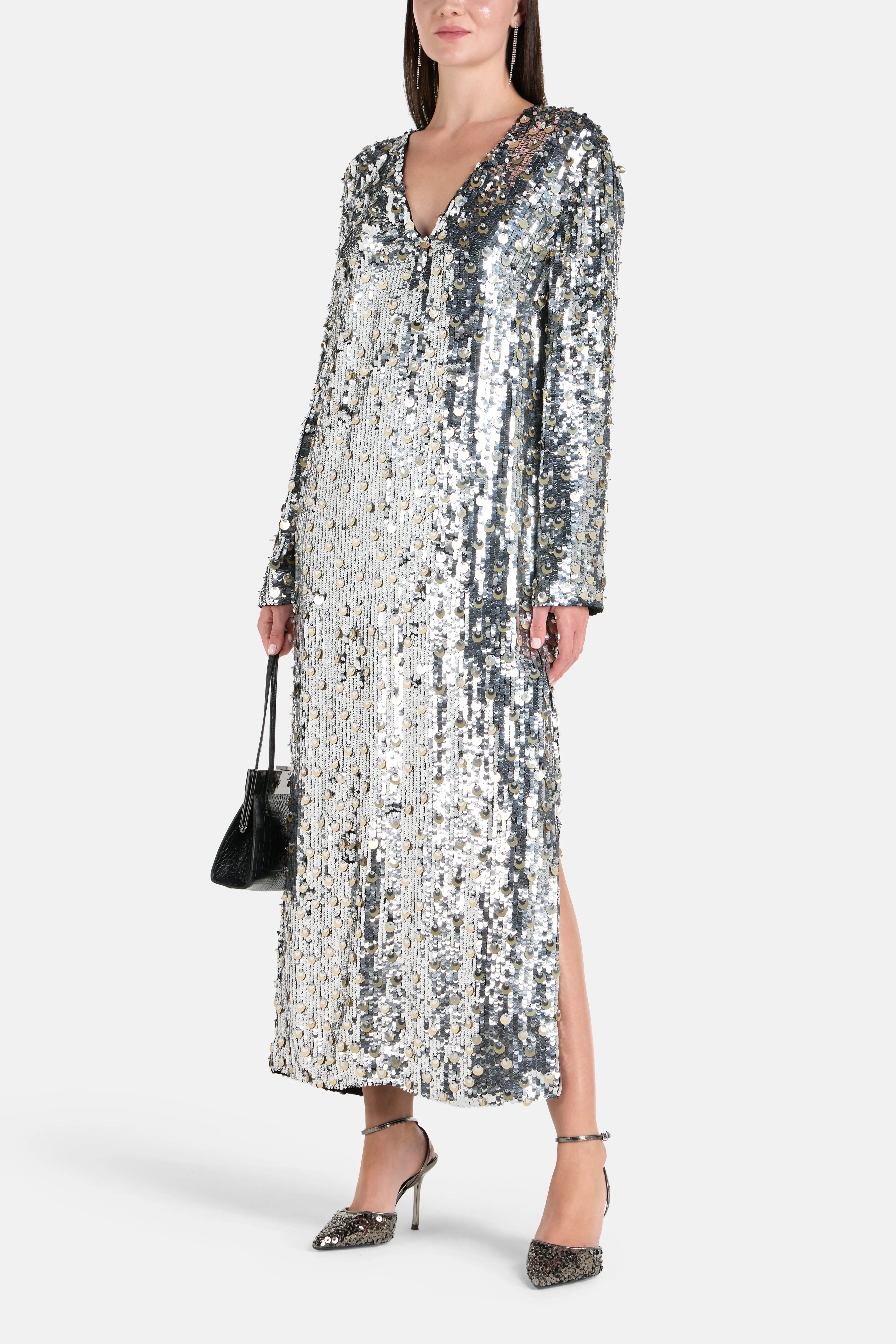 Ilta Long Sleeves V - Neck Embellished Kaftan in Silver