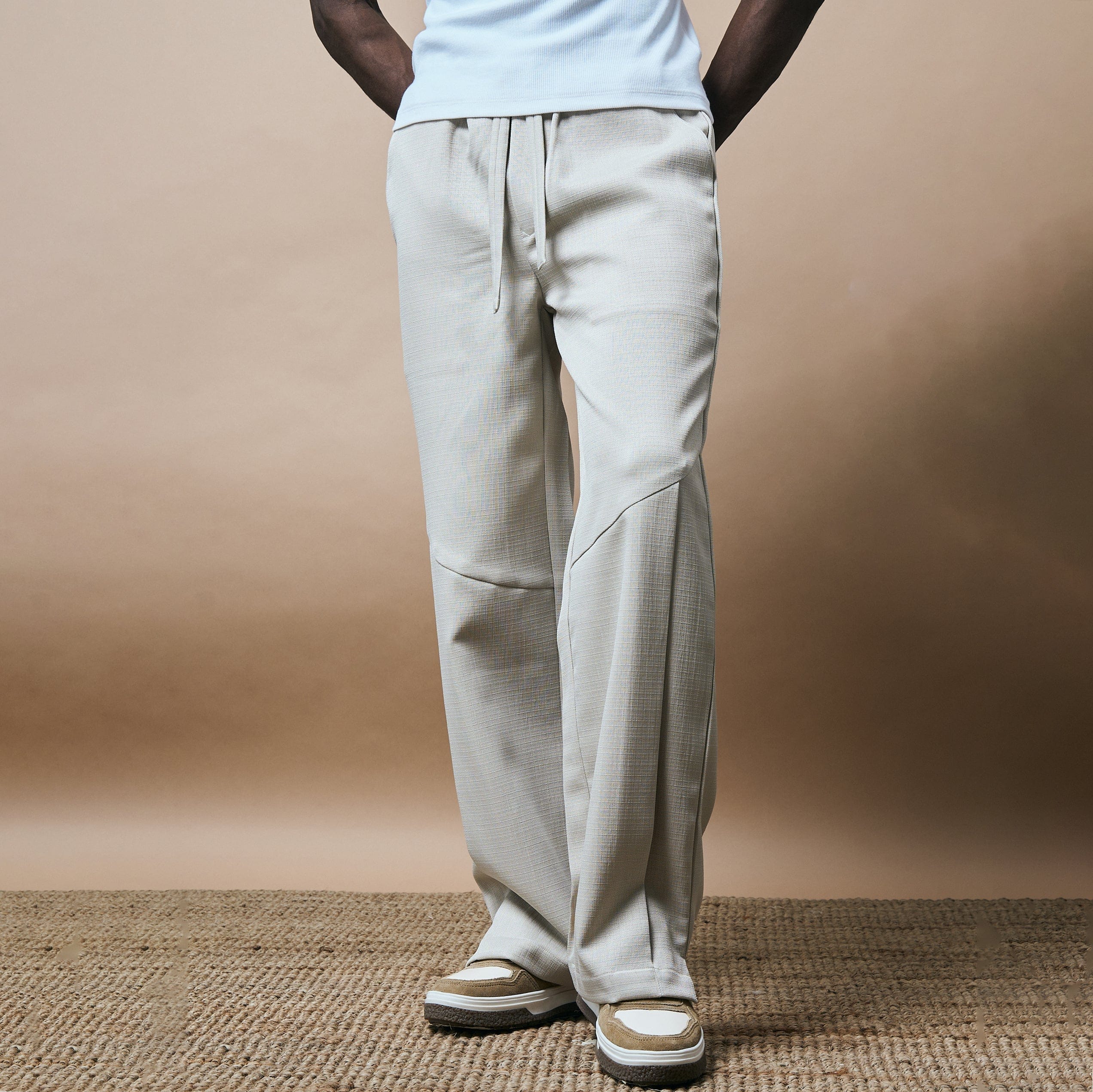 Warping Theories PLEATED ARCH CUT PANTS - BISCUIT