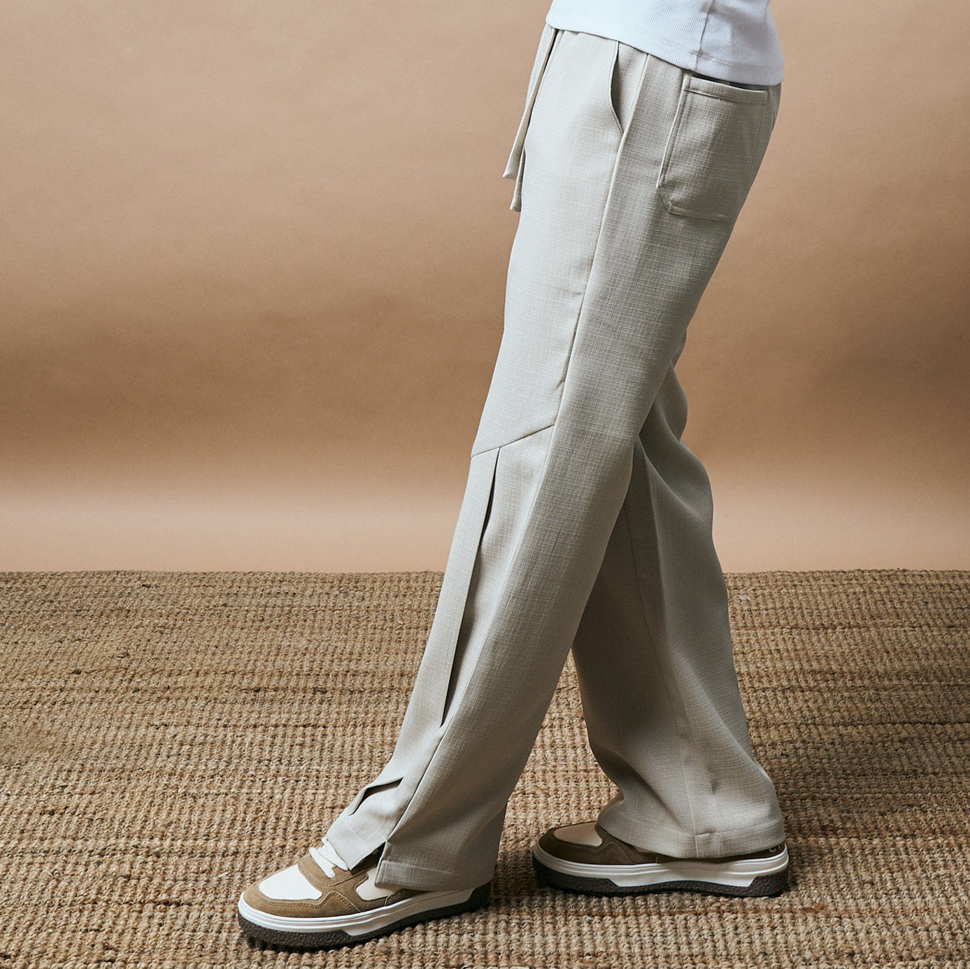 Warping Theories PLEATED ARCH CUT PANTS - BISCUIT