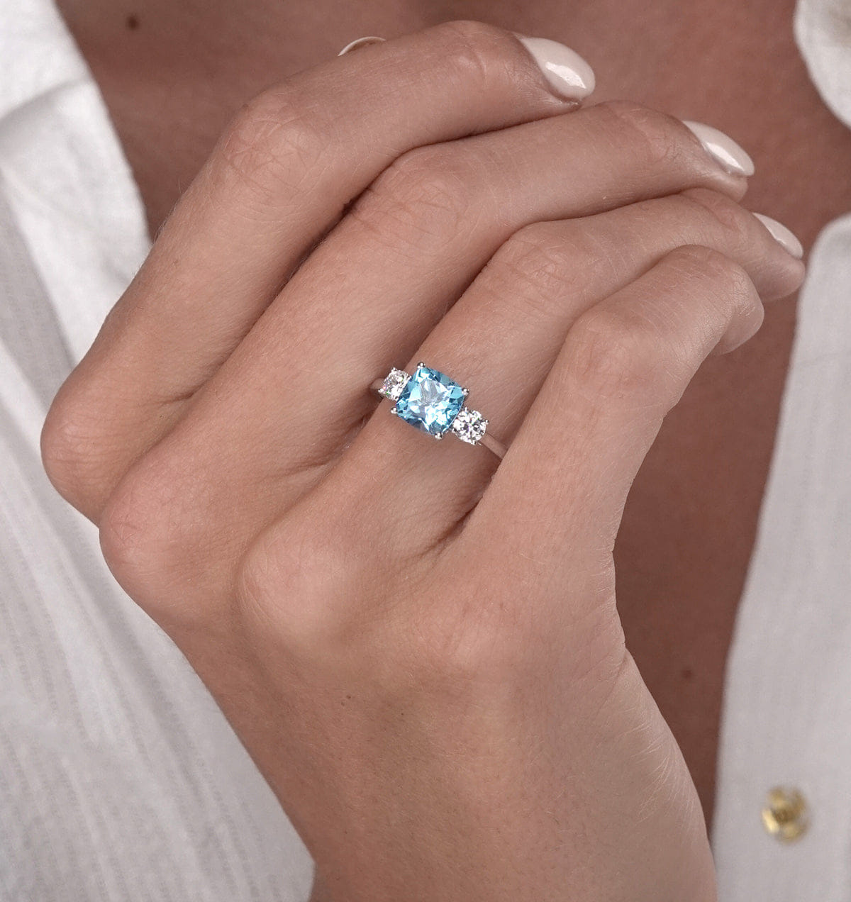 Diamond 2.50ct Cushion Cut Blue Topaz Lab Diamond Asteria Ring 9K White Gold
