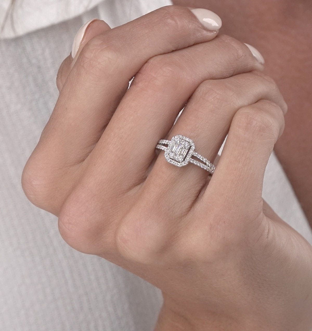 Diamond 0.50ct Halo Baguette Diamond Ring Asteria Collection in 18K White Gold