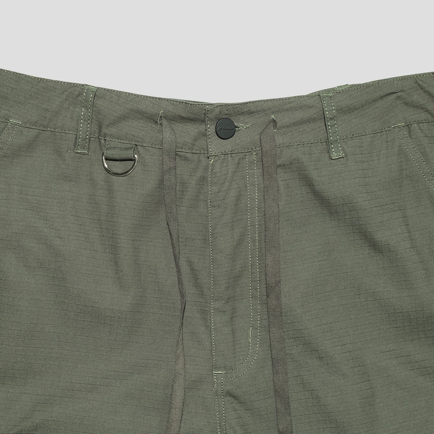 Classic amongst few - Classic Cargo Pants (Green)
