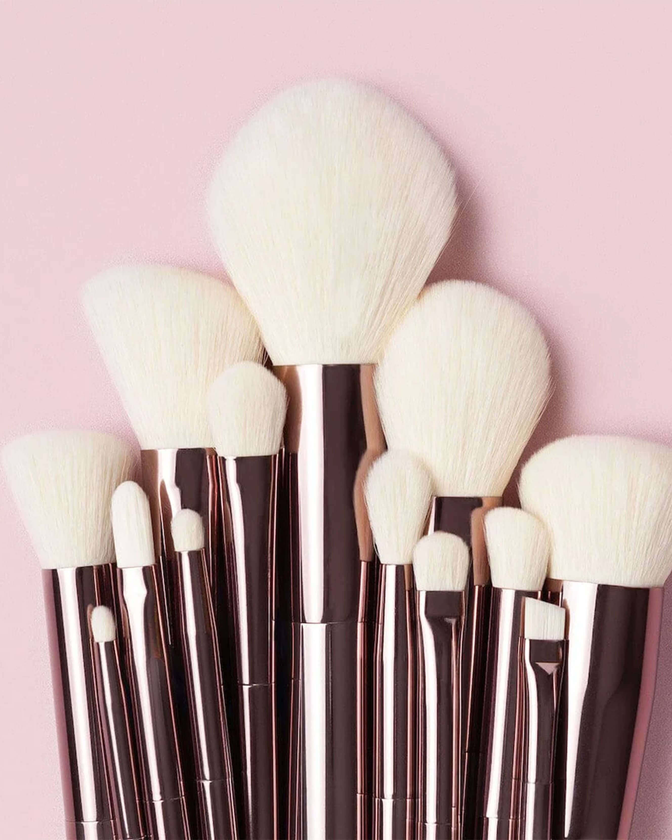 Jenny Patinkin Sustainable Luxury Eyeshadow Brush Large