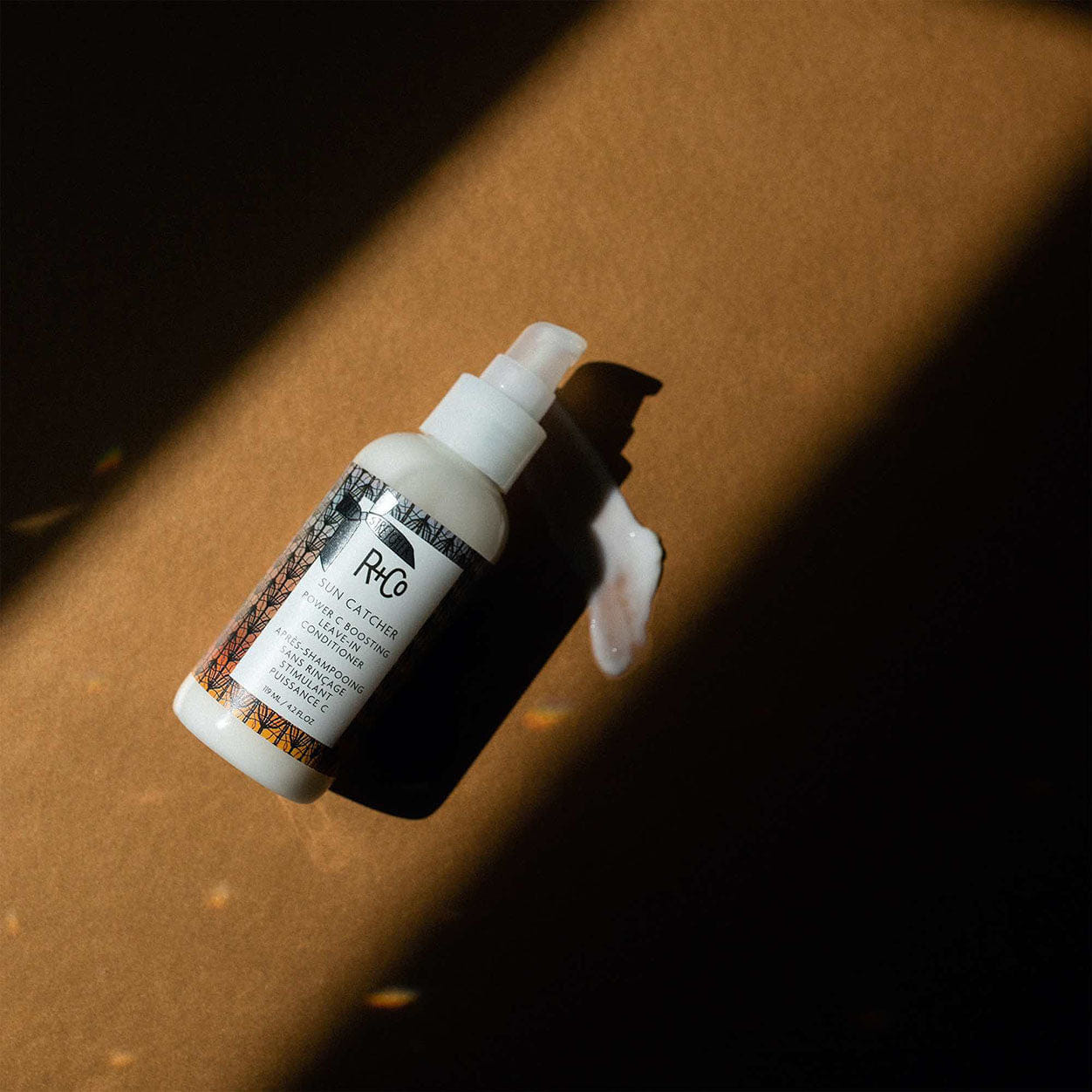 R+co Sun Catcher Power C Boosting Leave - in Conditioner