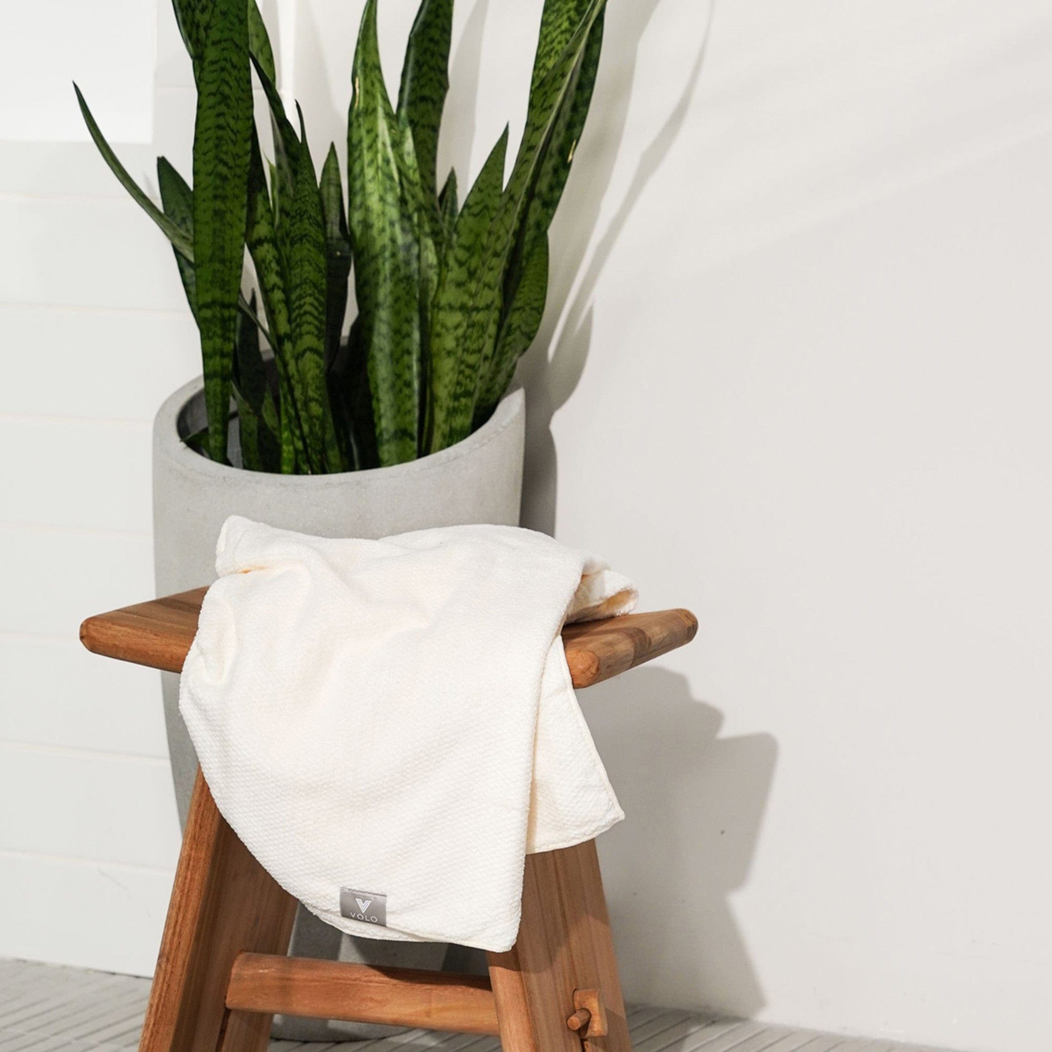 Volo Beauty Salt White Body Towel