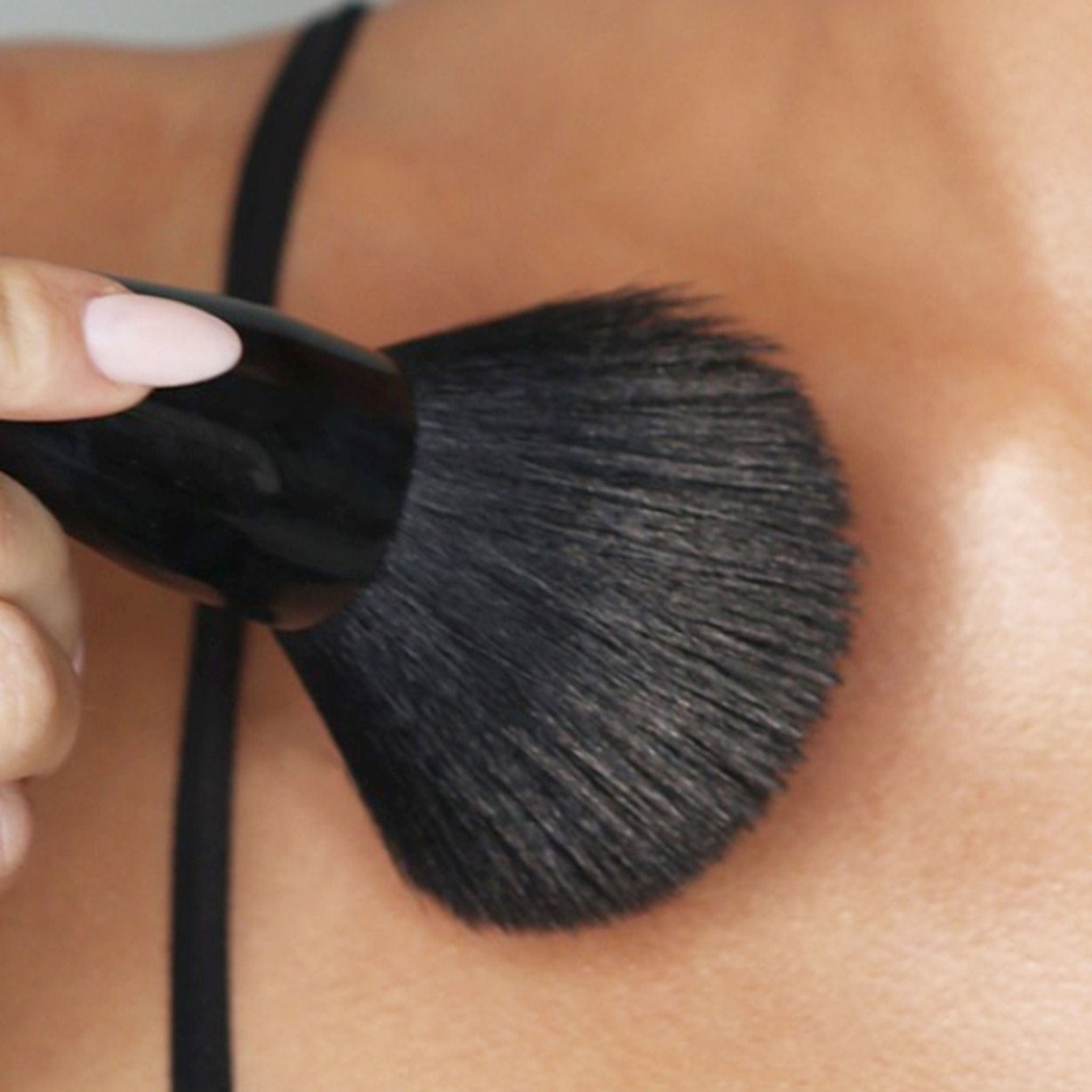 Kevyn Aucoin Large Face & Body Brush