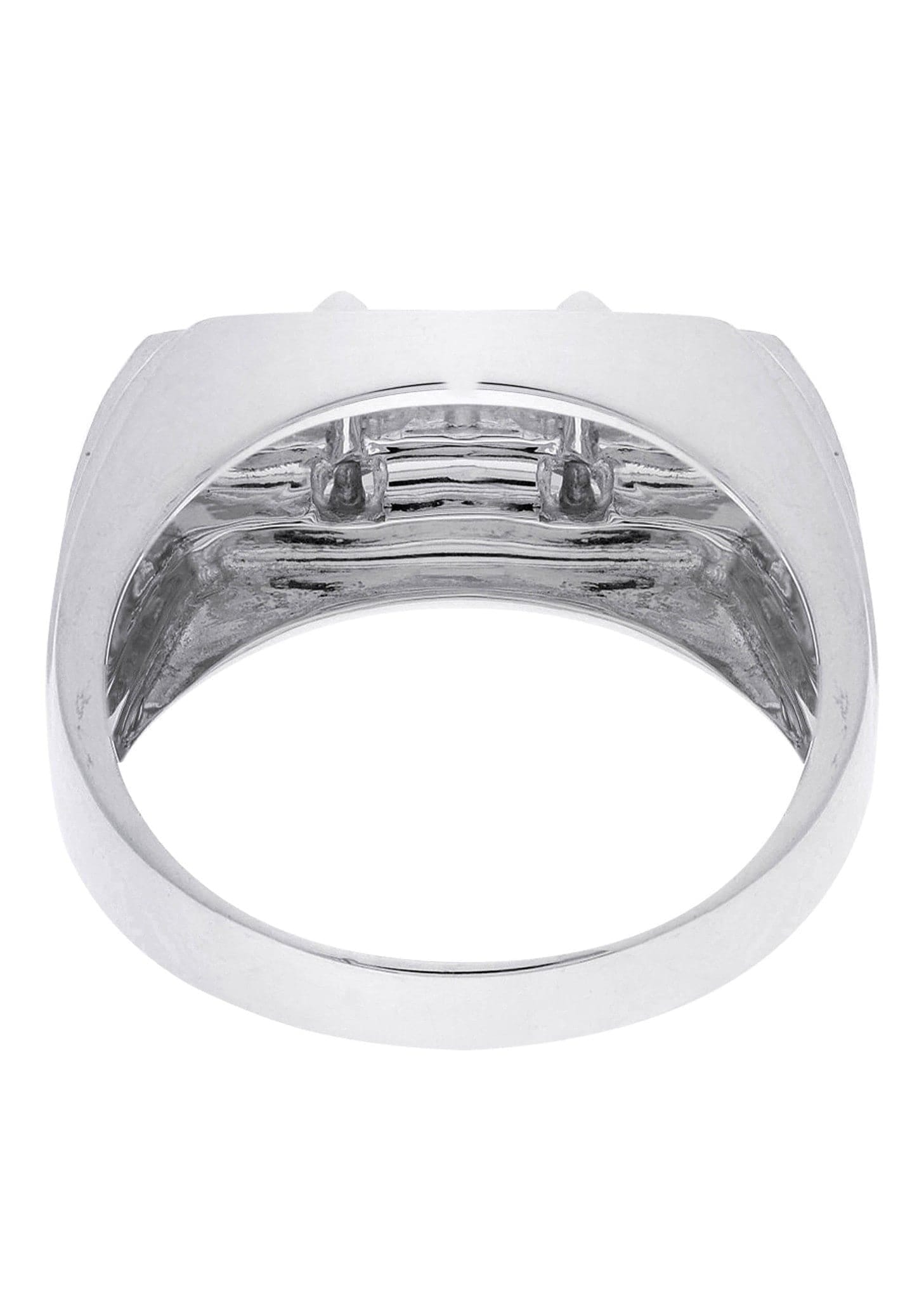 Manufacturer 8 White Gold Mens Diamond Ring| 0.18 Carats| 6.57 Grams