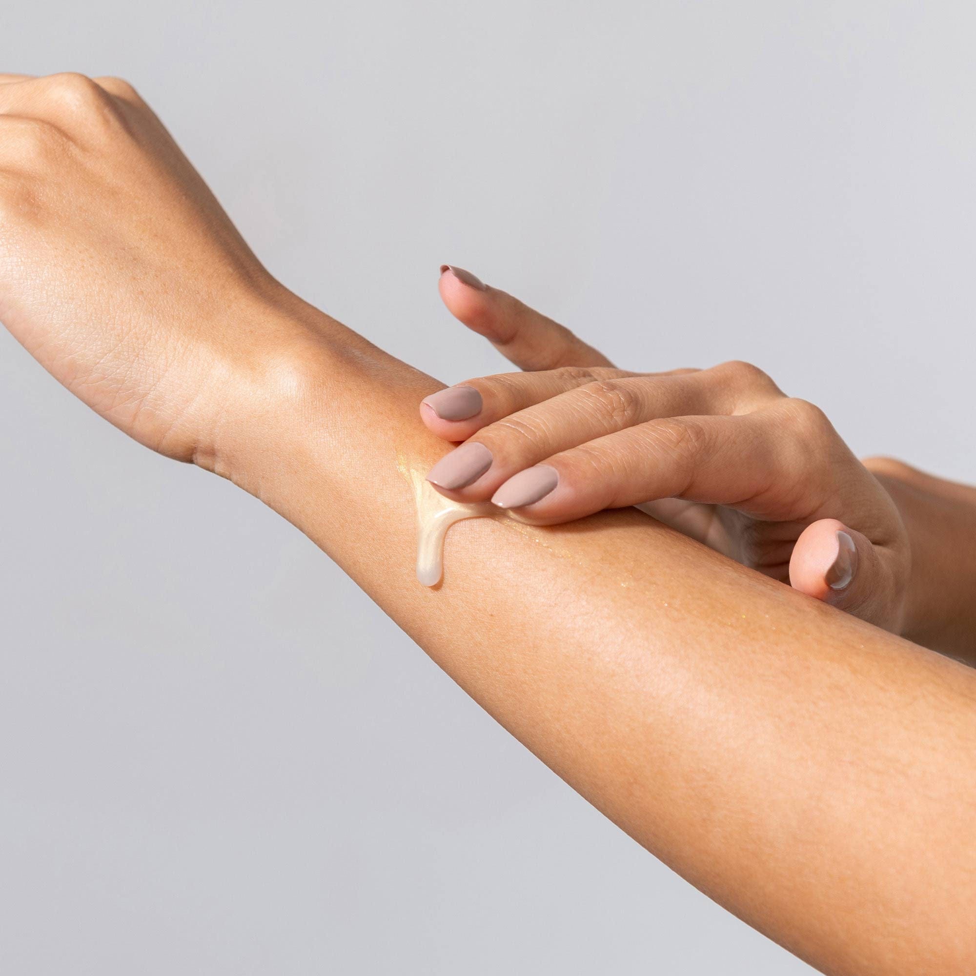M-61 Hydraboost Gradual Tan Body Serum