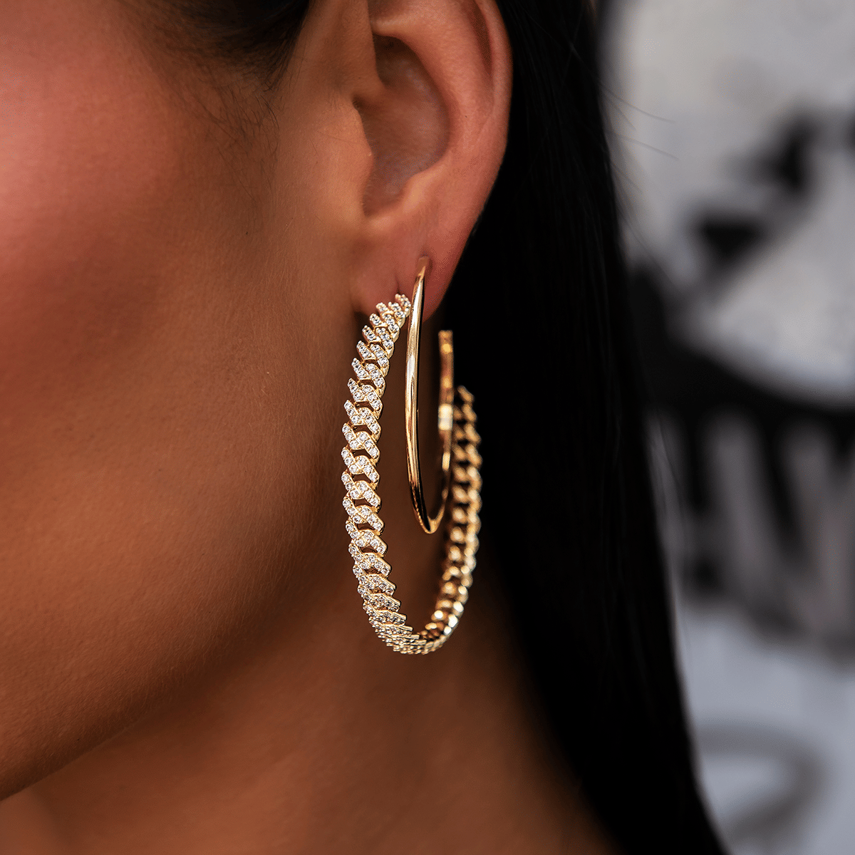 GLD Women Diamond Prong + Plain Hoop Earring Bundle in Yellow Gold