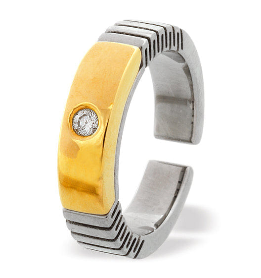 RING 18K Gold Single Stone Titanium Ring