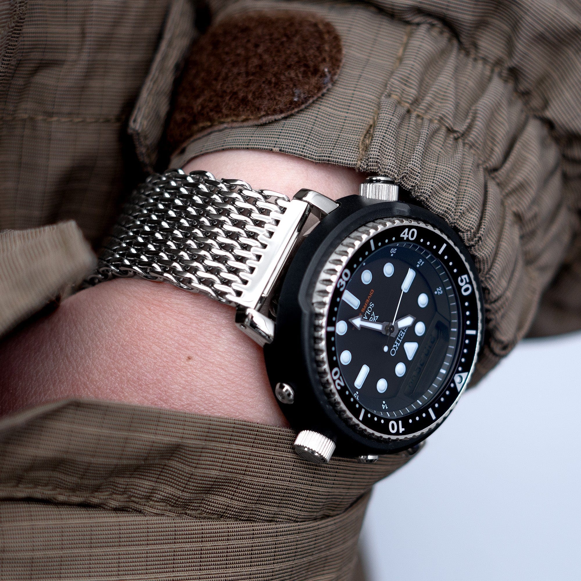 TBD-Items 22 mm Winghead SHARK Mesh Band Stainless Steel Watch Bracelet, Button Chamfer Clasp, Polished
