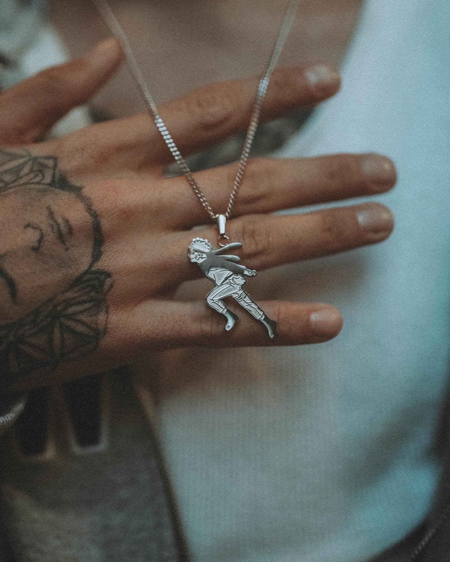 Misterverse Naruto™ Run Pendant